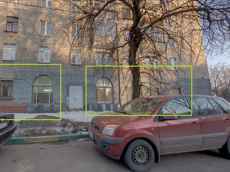 ГП16902057.Нежилое помещение.Фасад здания с выделенными окнами реализуемого объекта_4.jpg