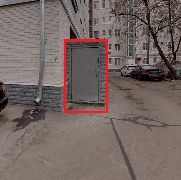 ГП16913823.Нежилое помещение.Фасад здания с выделенными окнами реализуемого объекта.jpg