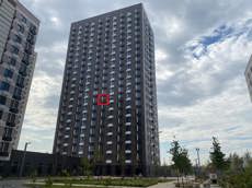 ГП16933873.Квартира.Фасад здания с выделенными окнами реализуемого объекта.jpg