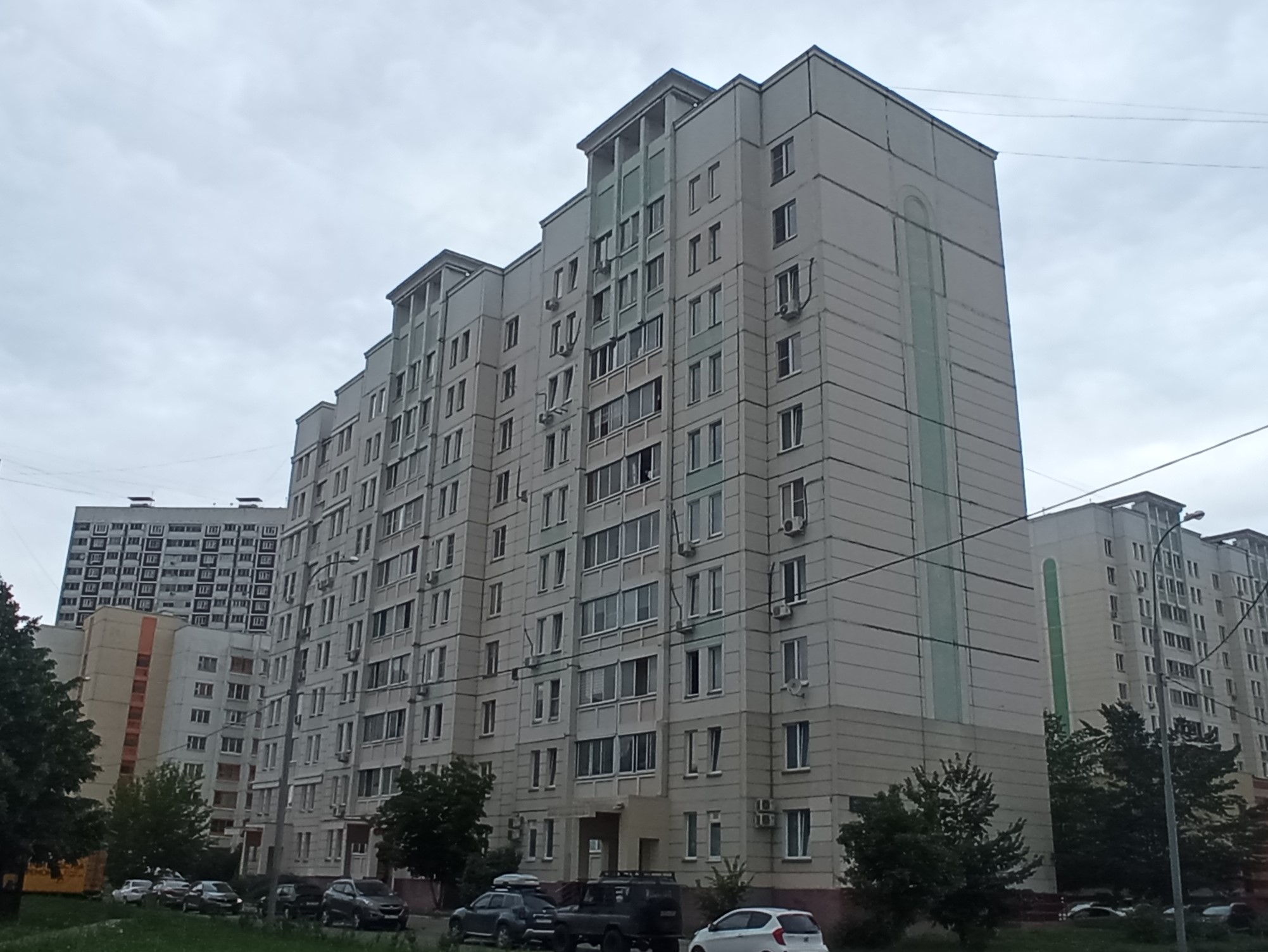 ГП16930917.Нежилое помещение.Общий фасад здания.jpg