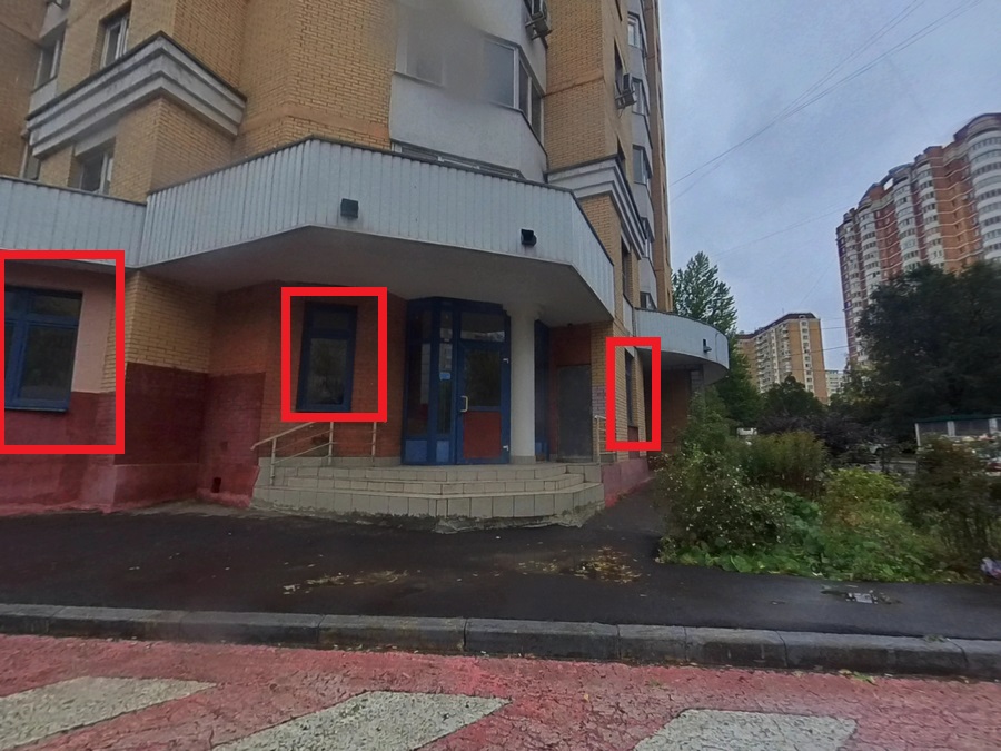 ГП16936538.Нежилое помещение.Фасад здания с выделенными окнами реализуемого объекта.jpg
