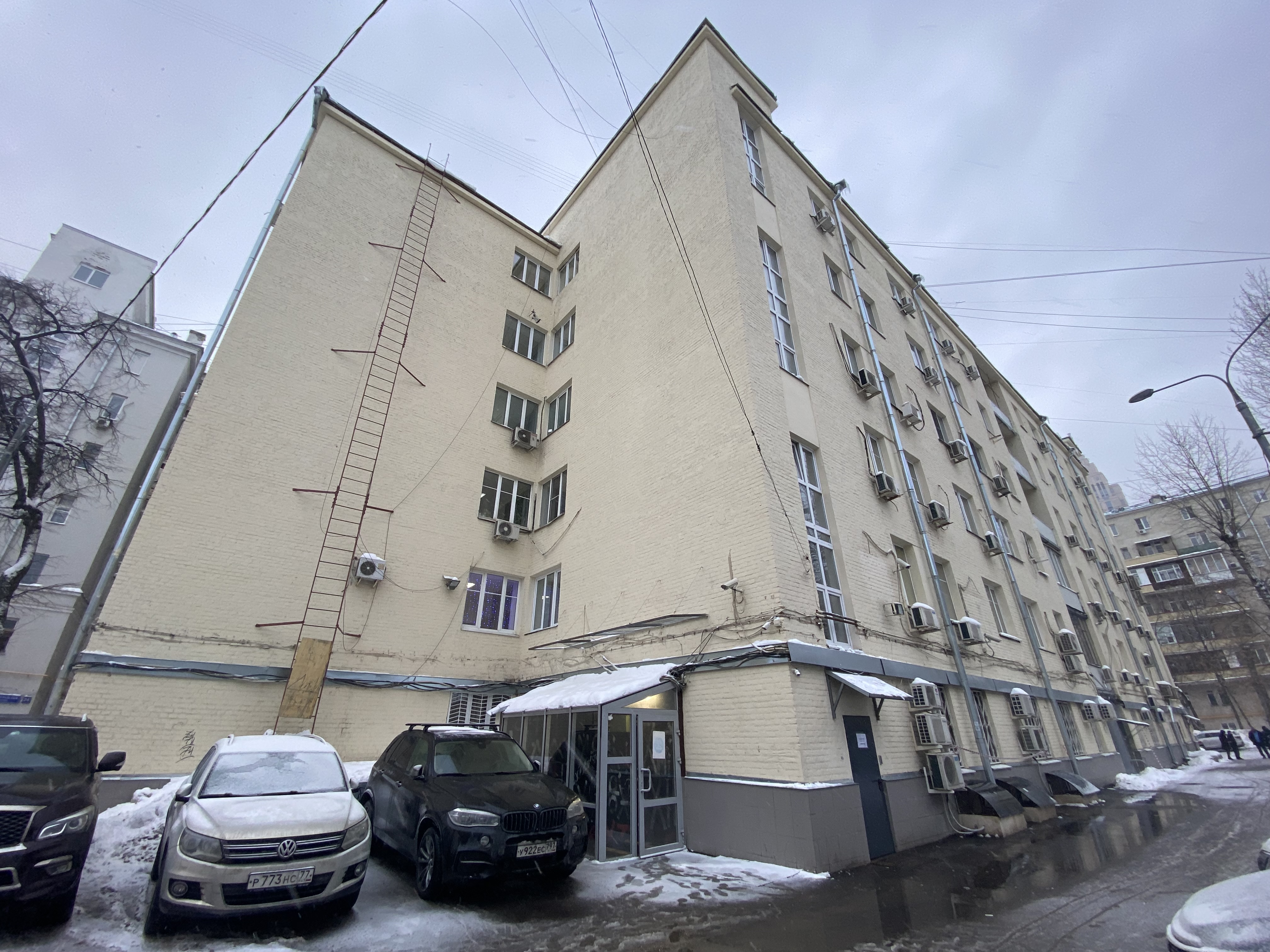 ГП16942979.Нежилое помещение.Общий фасад здания.jpg