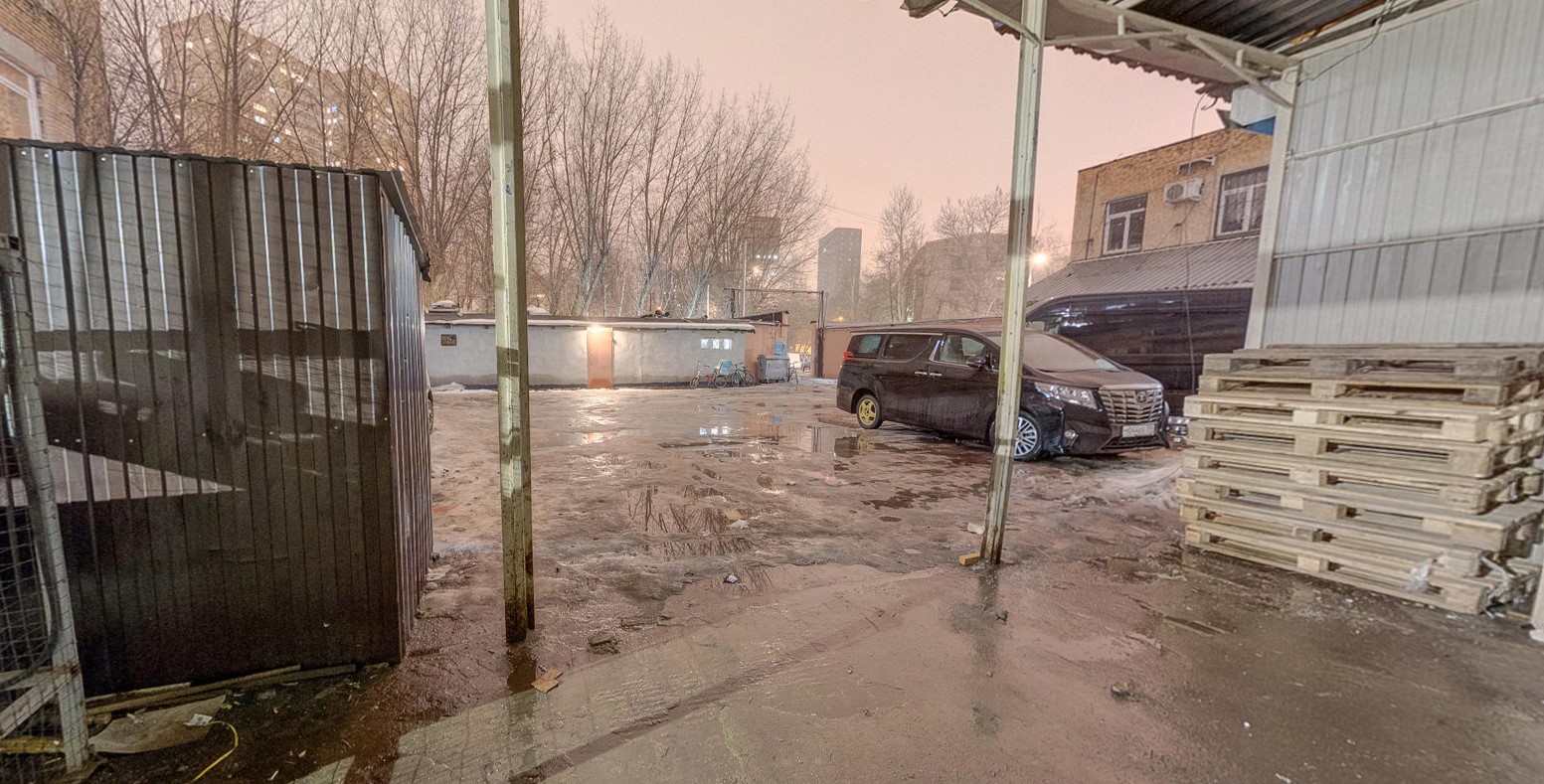 ГП16916739.Нежилое помещение.Фасад здания с выделенными окнами реализуемого объекта.jpg