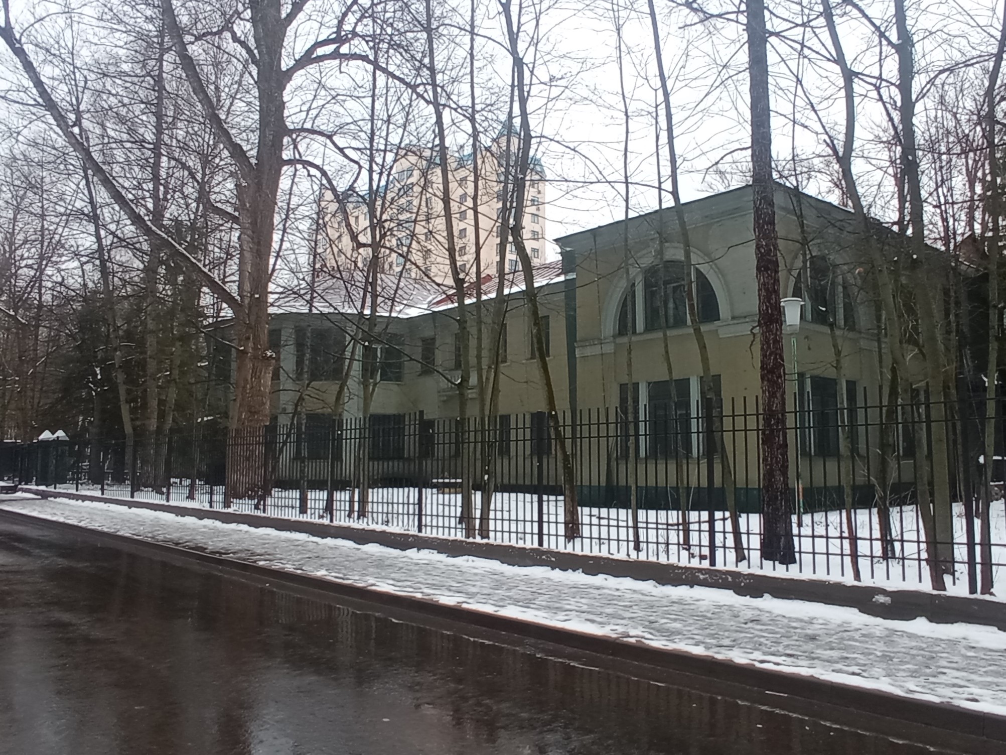 ГП16959349.Здание+земельный участок.Общий фасад здания.jpg
