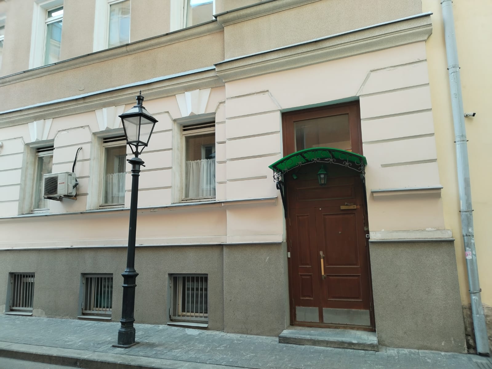 ГП16958024.Нежилое помещение.Входная группа объекта.jpeg