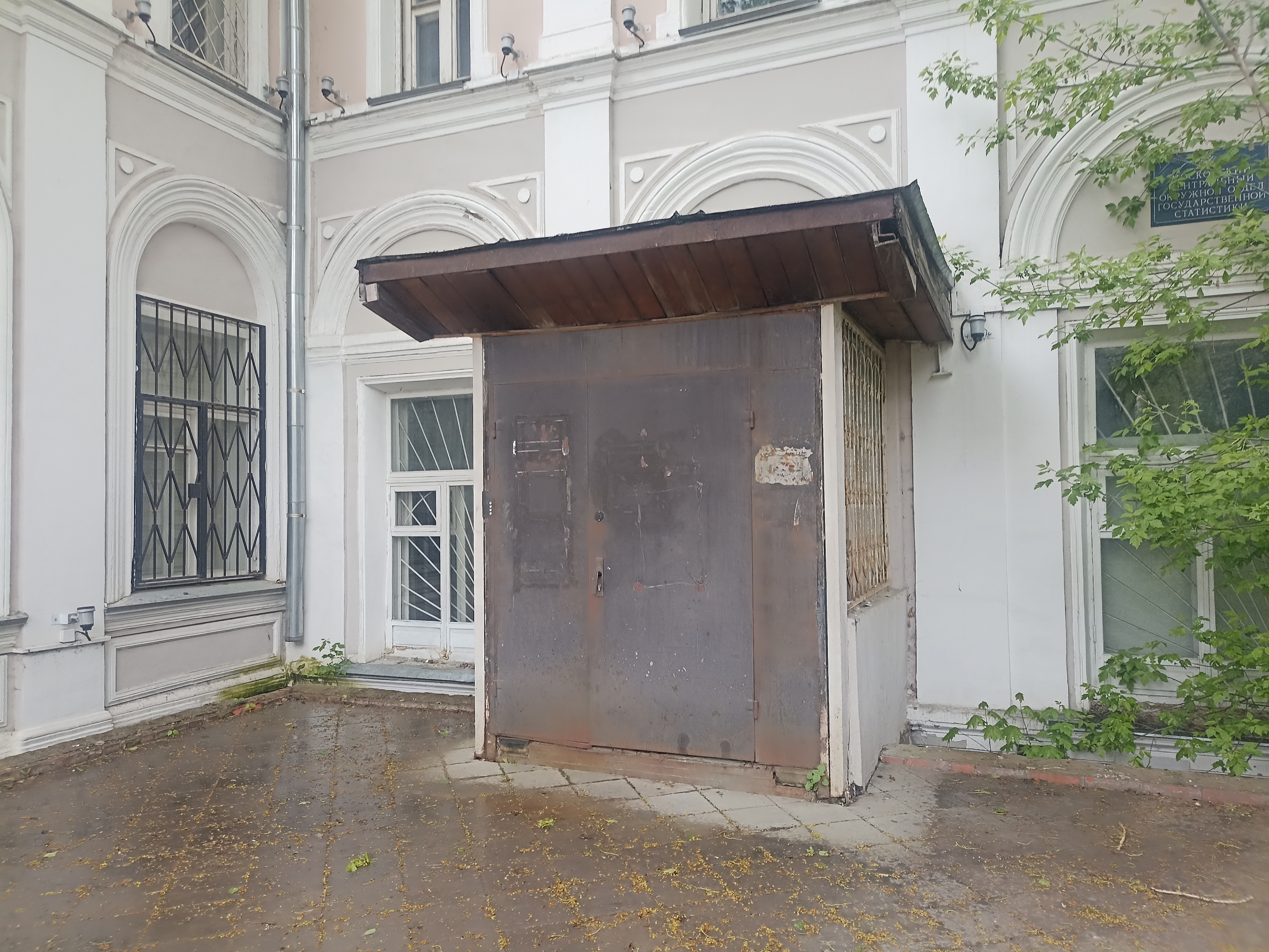 ГП16963439.Нежилое помещение.Входная группа объекта.jpg