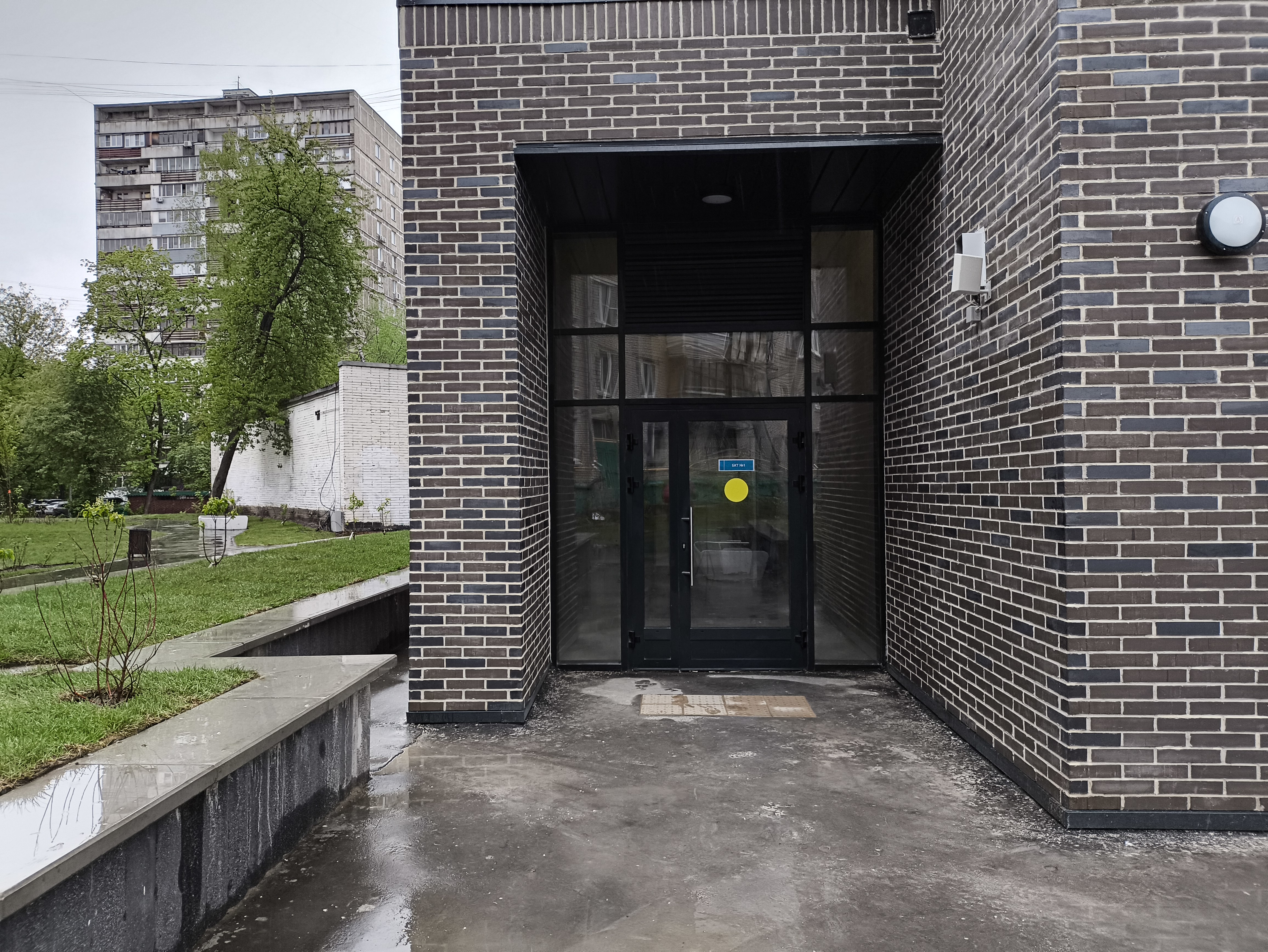 ГП16962787.Нежилое помещение.Входная группа объекта.jpg