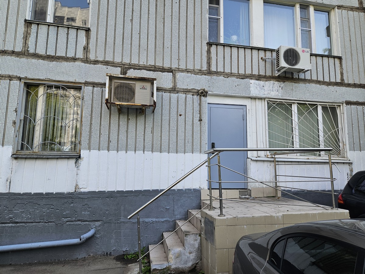 ГП16963877.Нежилое помещение.Входная группа объекта.jpg