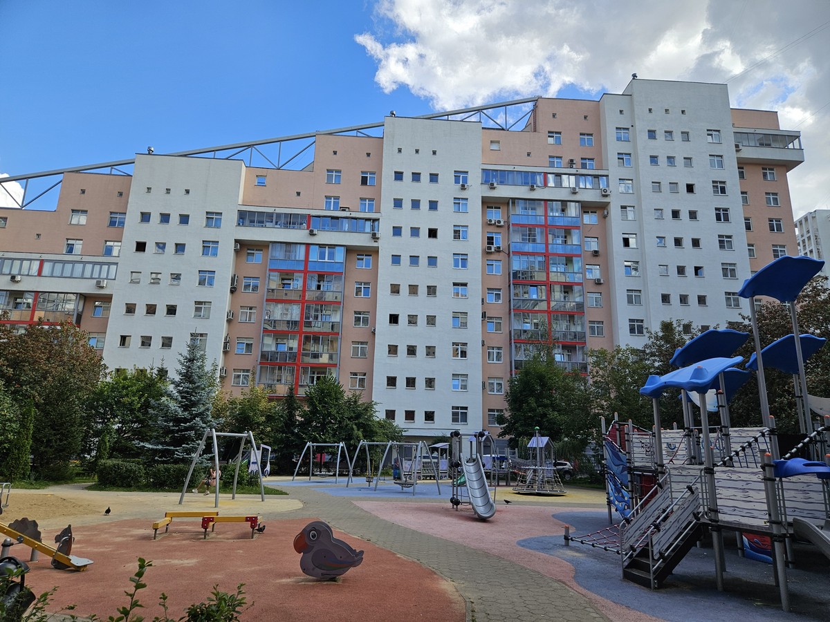 ГП16966837.Нежилое помещение.Общий фасад здания_3.jpg
