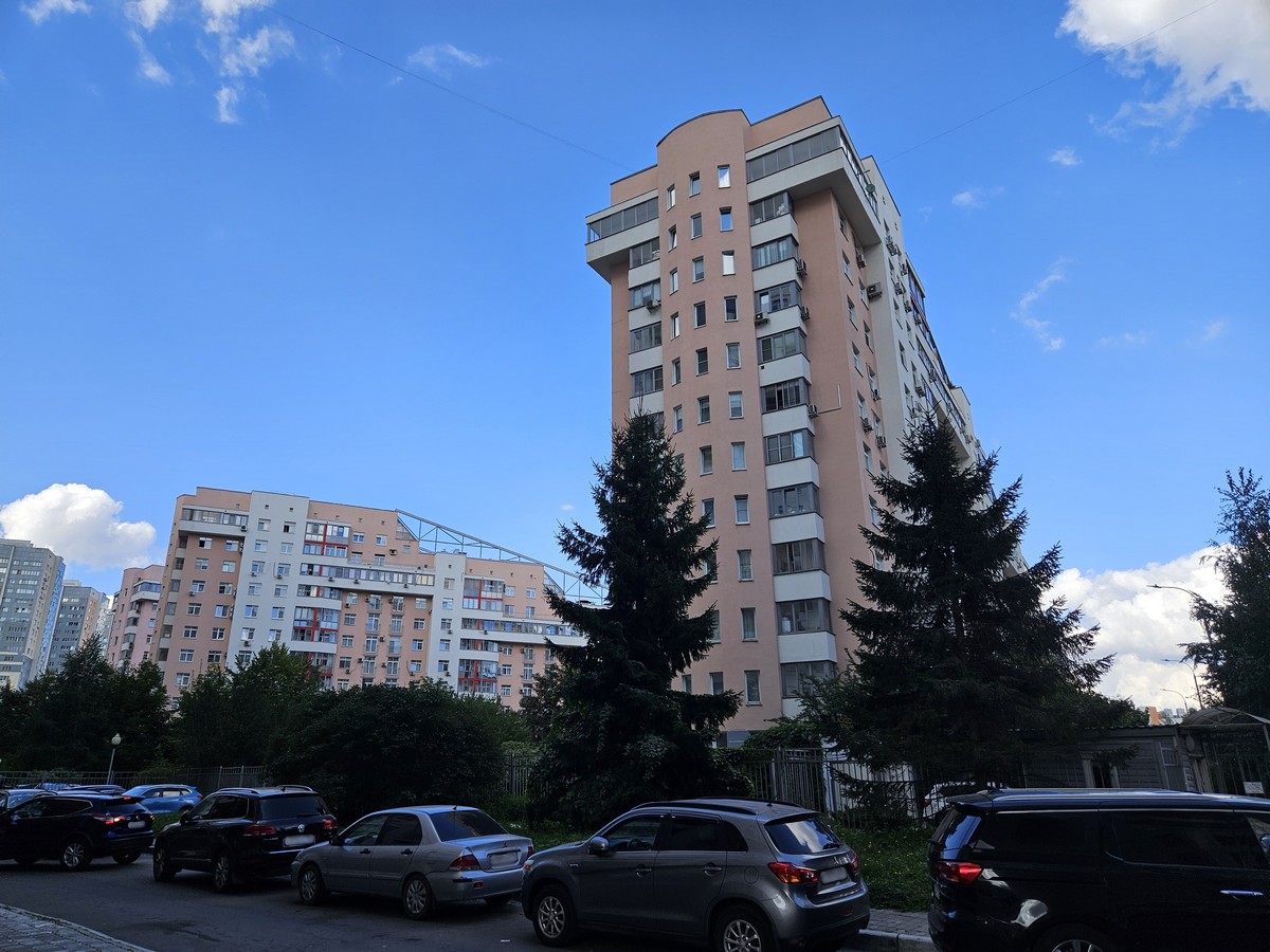 ГП16966837.Нежилое помещение.Общий фасад здания.jpg