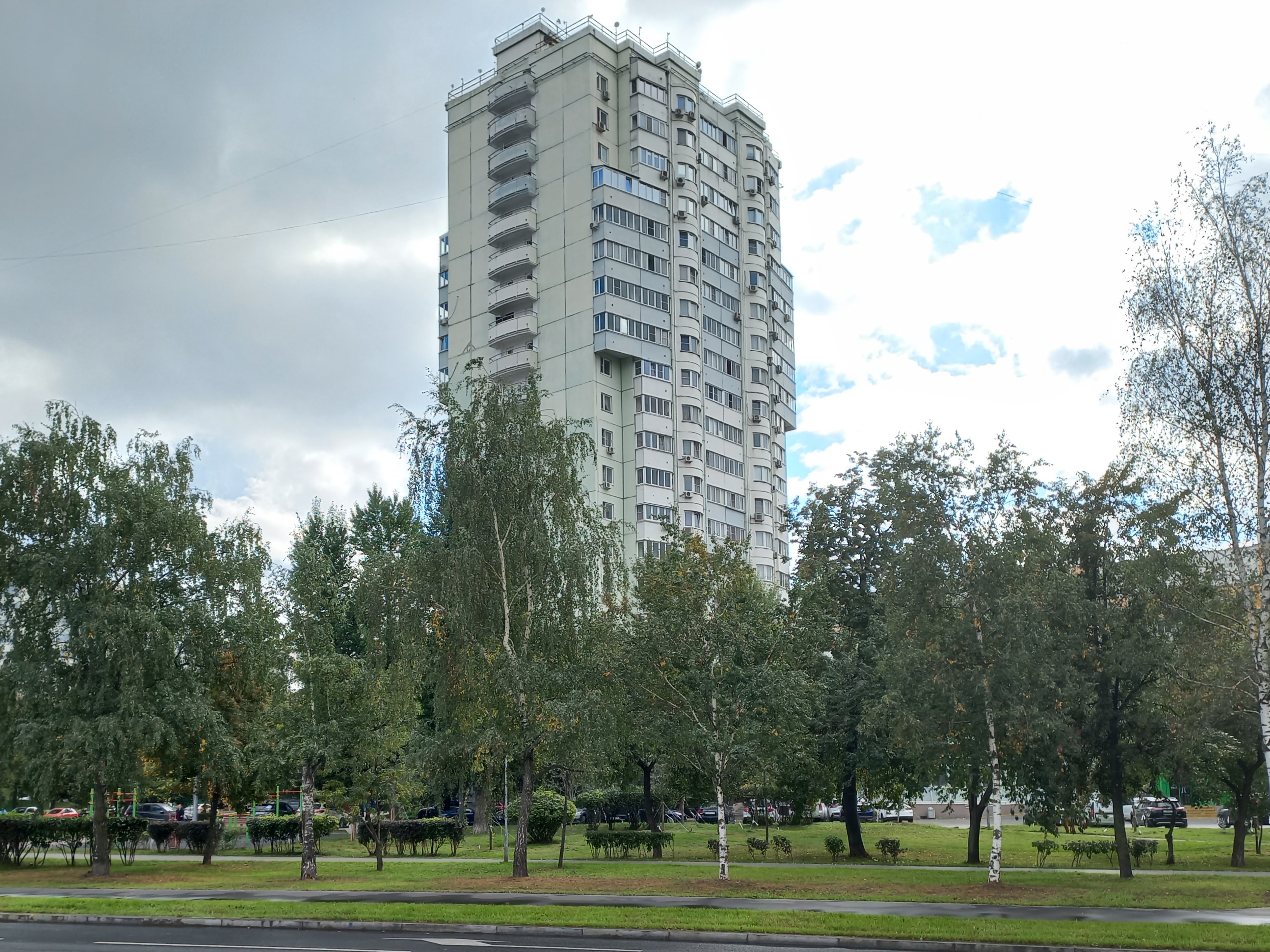 ГП16966835.Нежилое помещение.Общий фасад здания_2.jpg