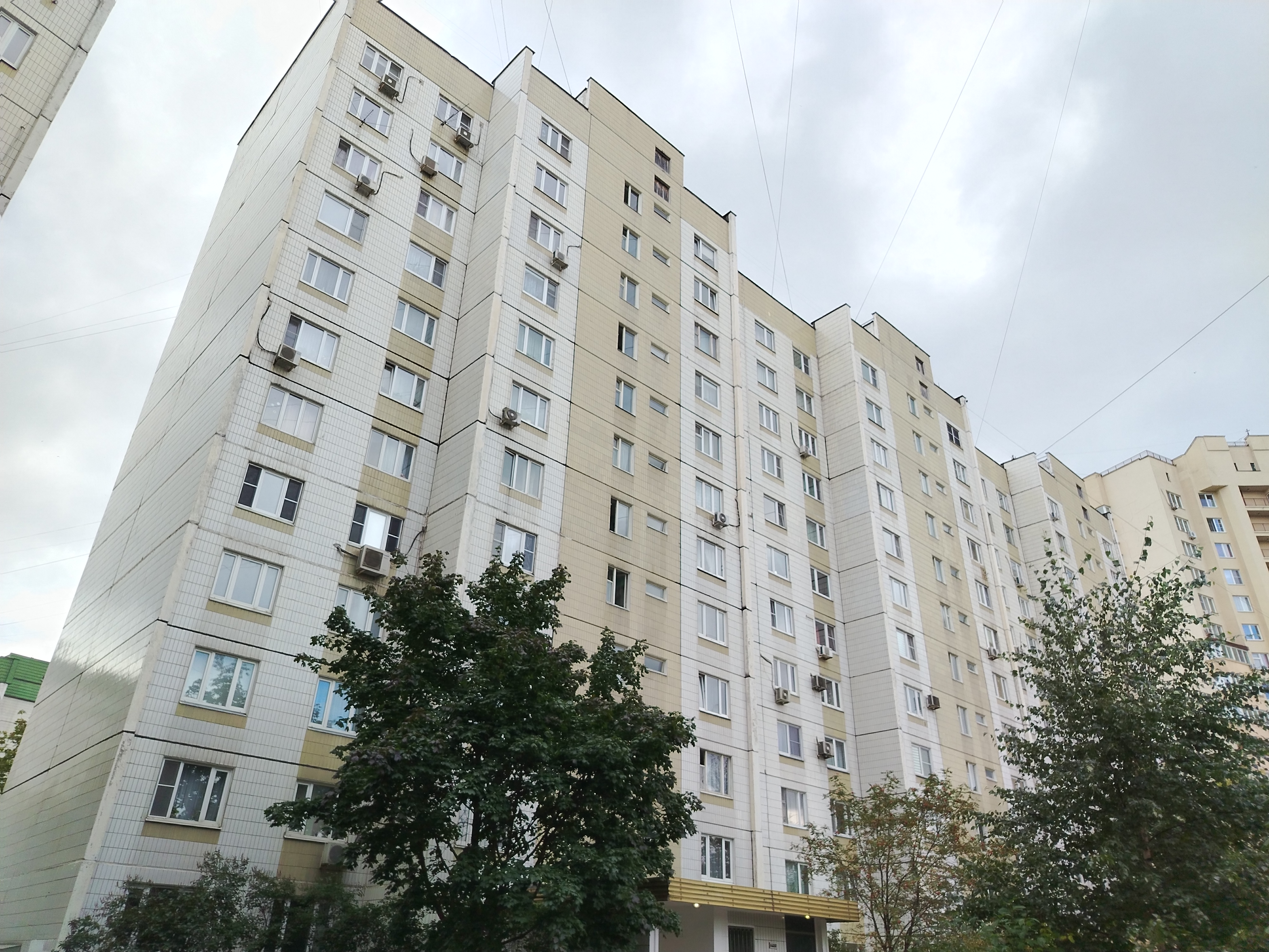 ГП16822402.Нежилое помещение.Общий фасад здания_4.jpg