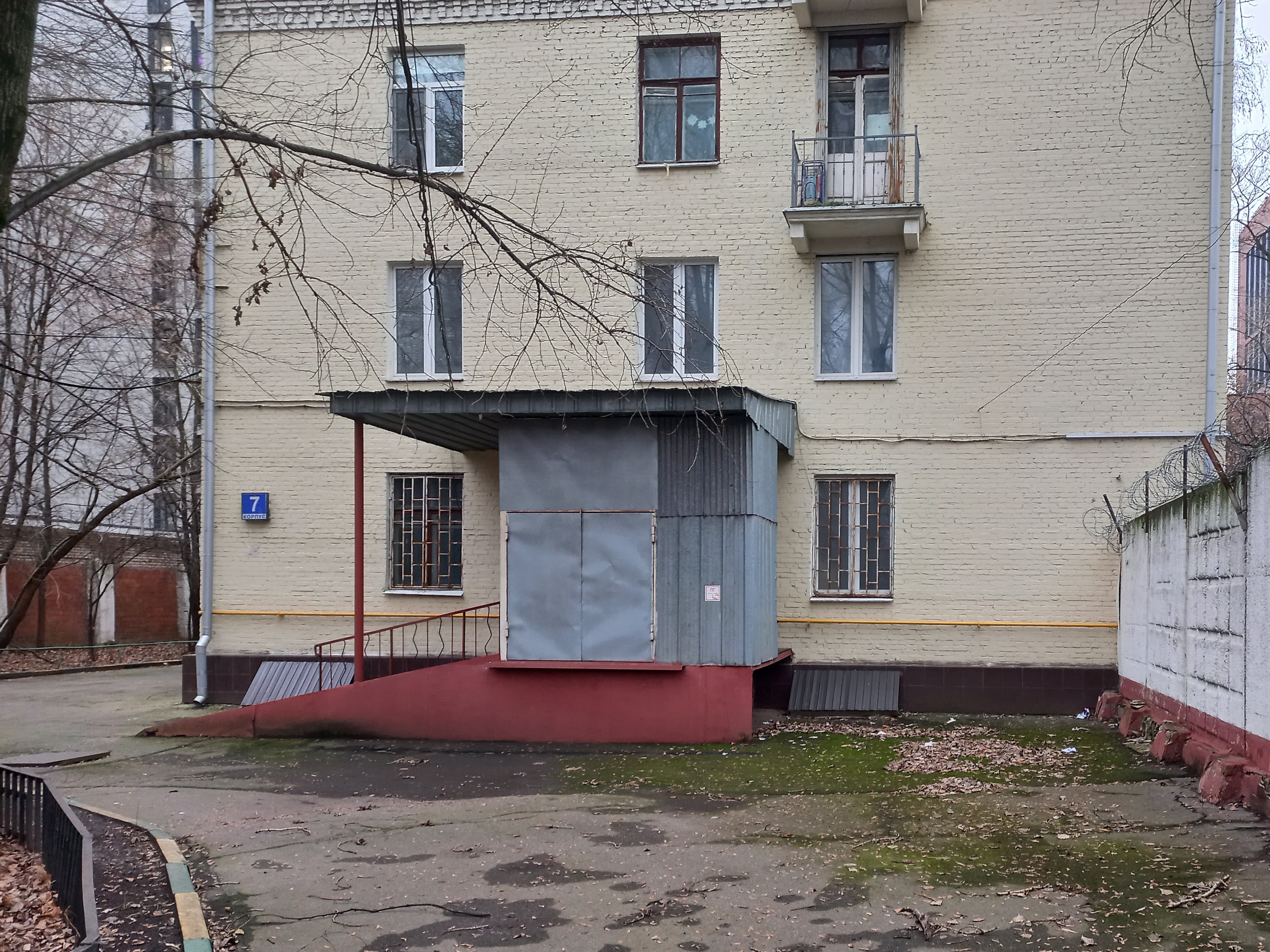 ГП16981682.Нежилое помещение.Входная группа объекта_3.jpg