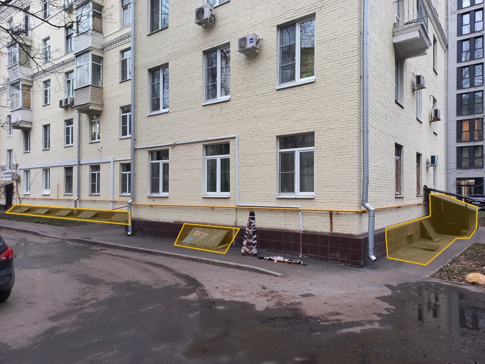 ГП16981682.Нежилое помещение.Фасад здания с выделенными окнами реализуемого объекта_4.jpg