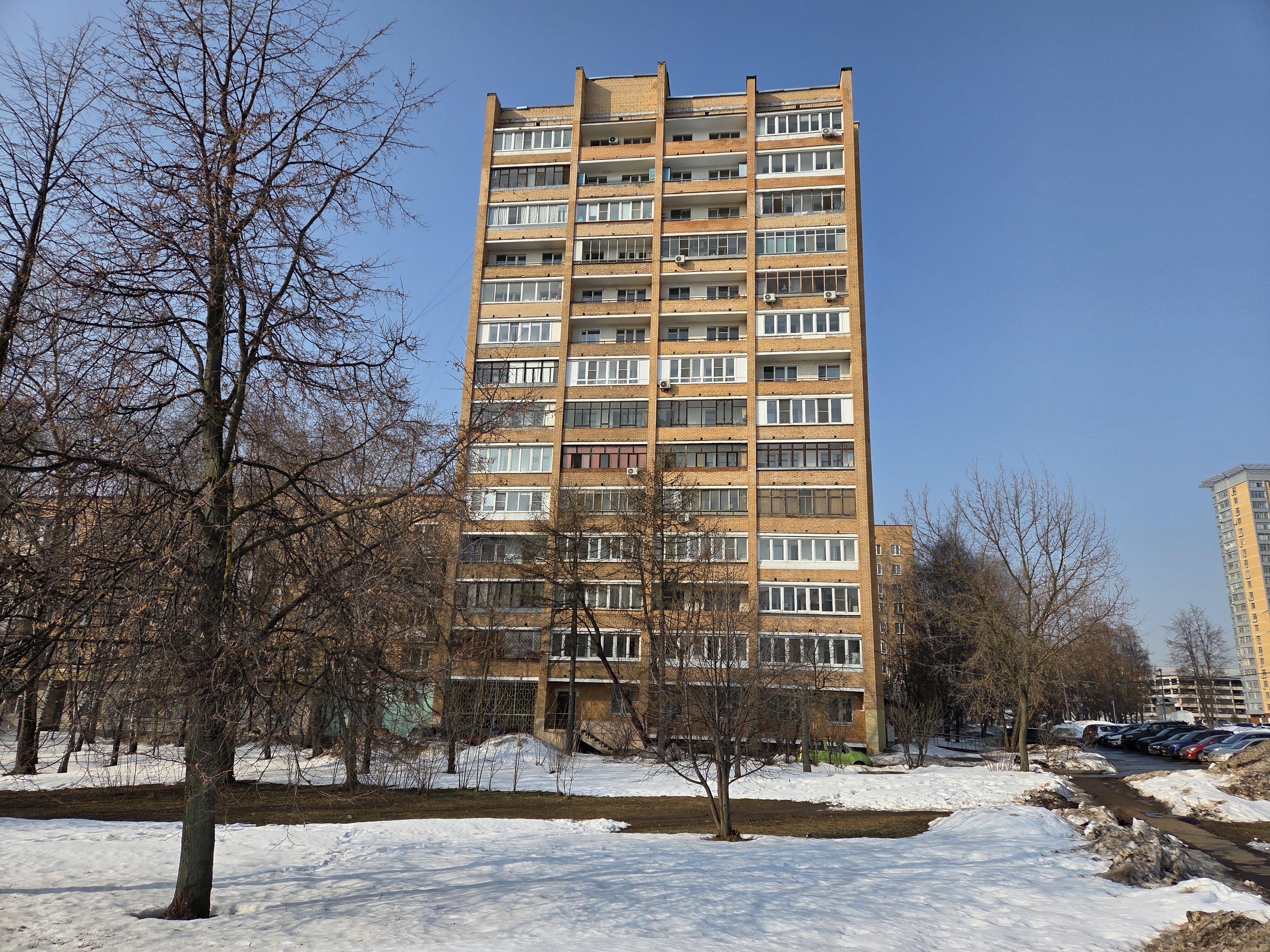 ГП16988858.Нежилое помещение.Общий фасад здания_2.jpg