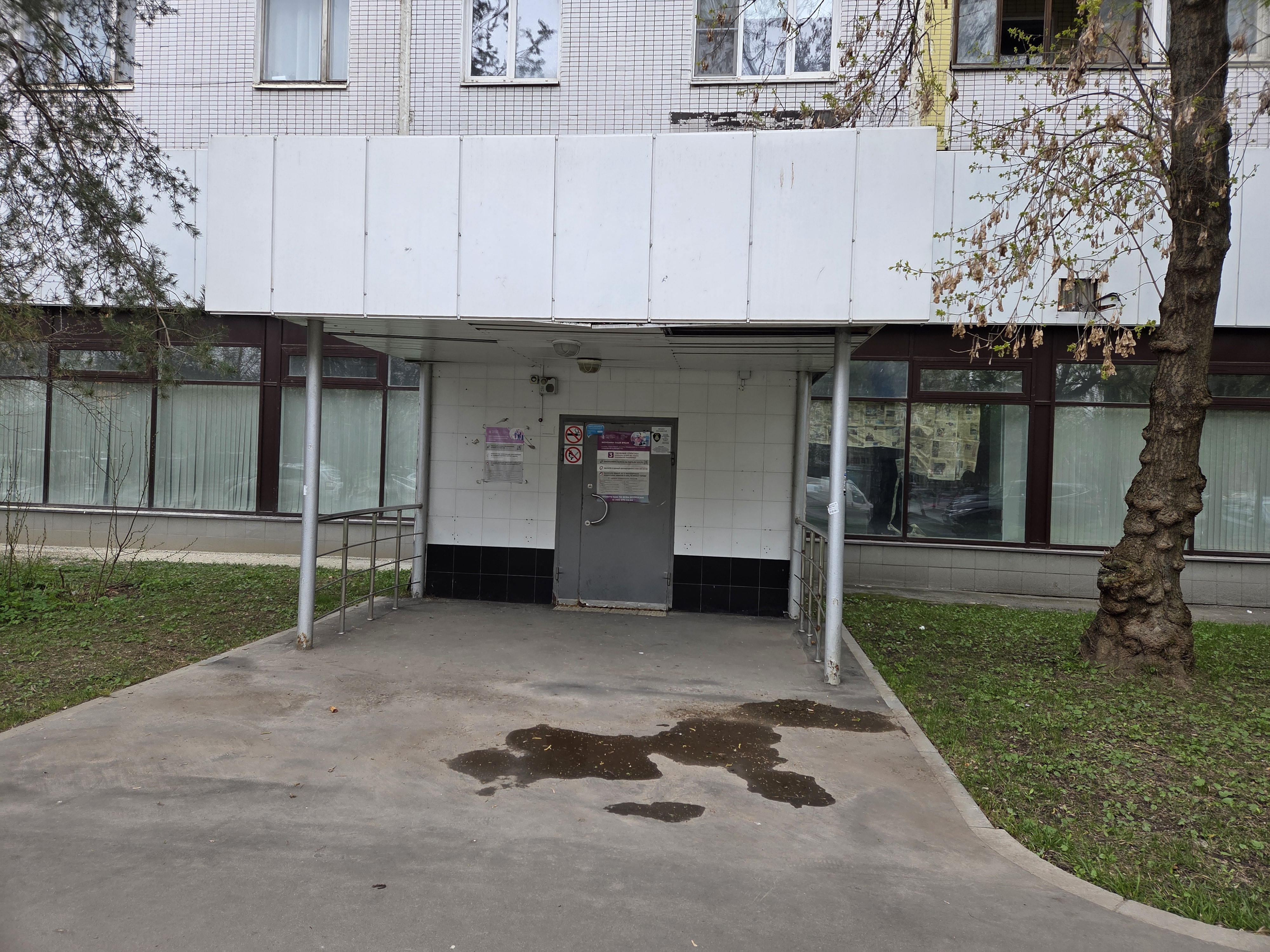 ГП16992559.Нежилое помещение.Входная группа объекта.jpg