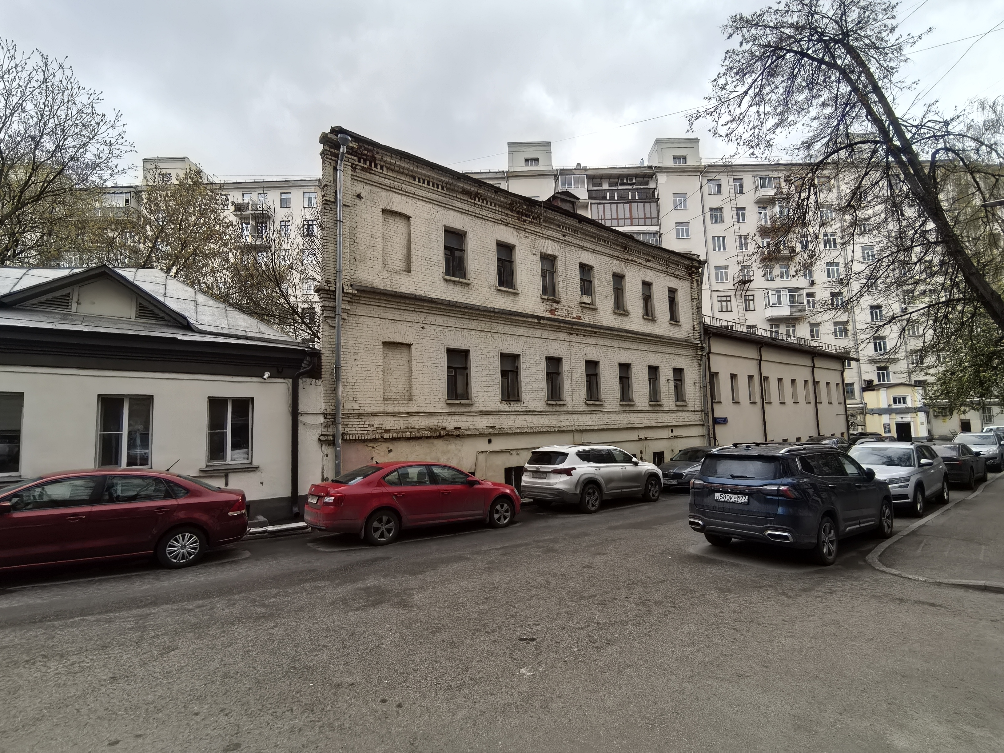 ГП16992716.Нежилое помещение.Общий фасад здания.jpg