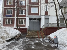 ГП16945521.Нежилое помещение.Входная группа объекта_2.jpg