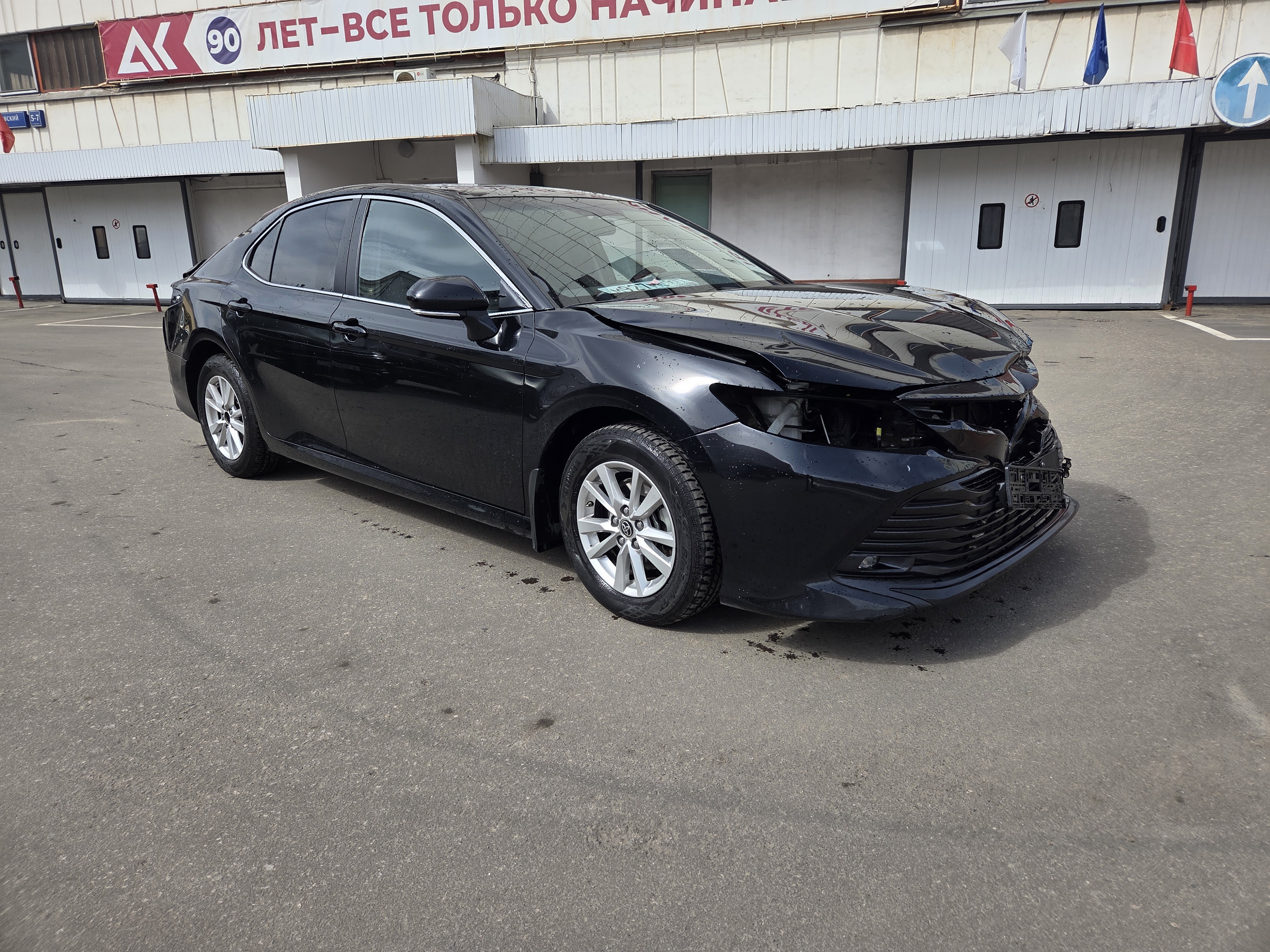 ГП16999351.Транспортное средство.Общий вид транспорта с правого бока (угловой ракурс спереди).jpg