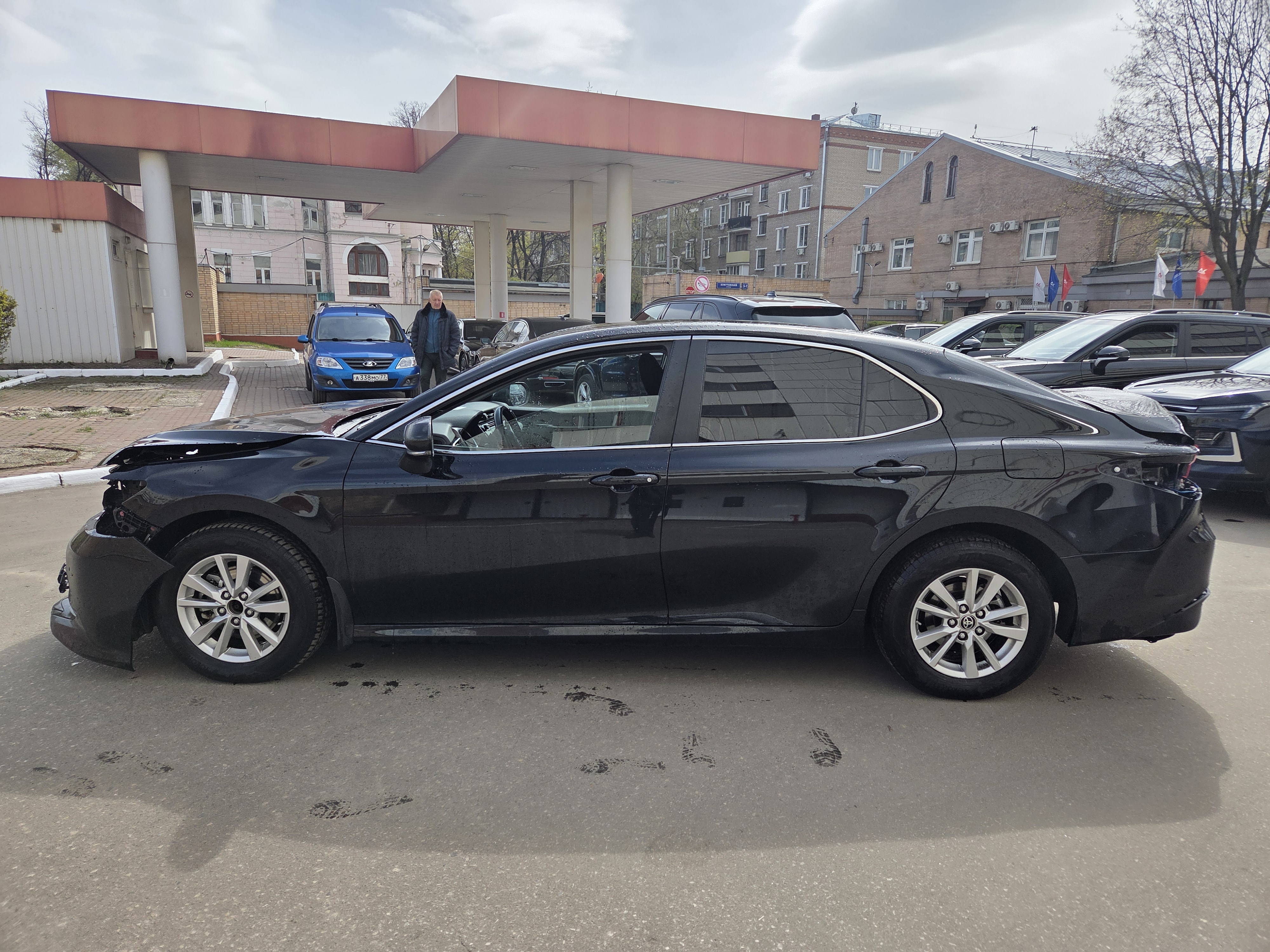 ГП16999351.Транспортное средство.Общий вид транспорта с левого бока (прямой ракурс).jpg