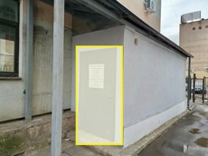 ГП16993244.Нежилое помещение.Фасад здания с выделенными окнами реализуемого объекта.jpeg