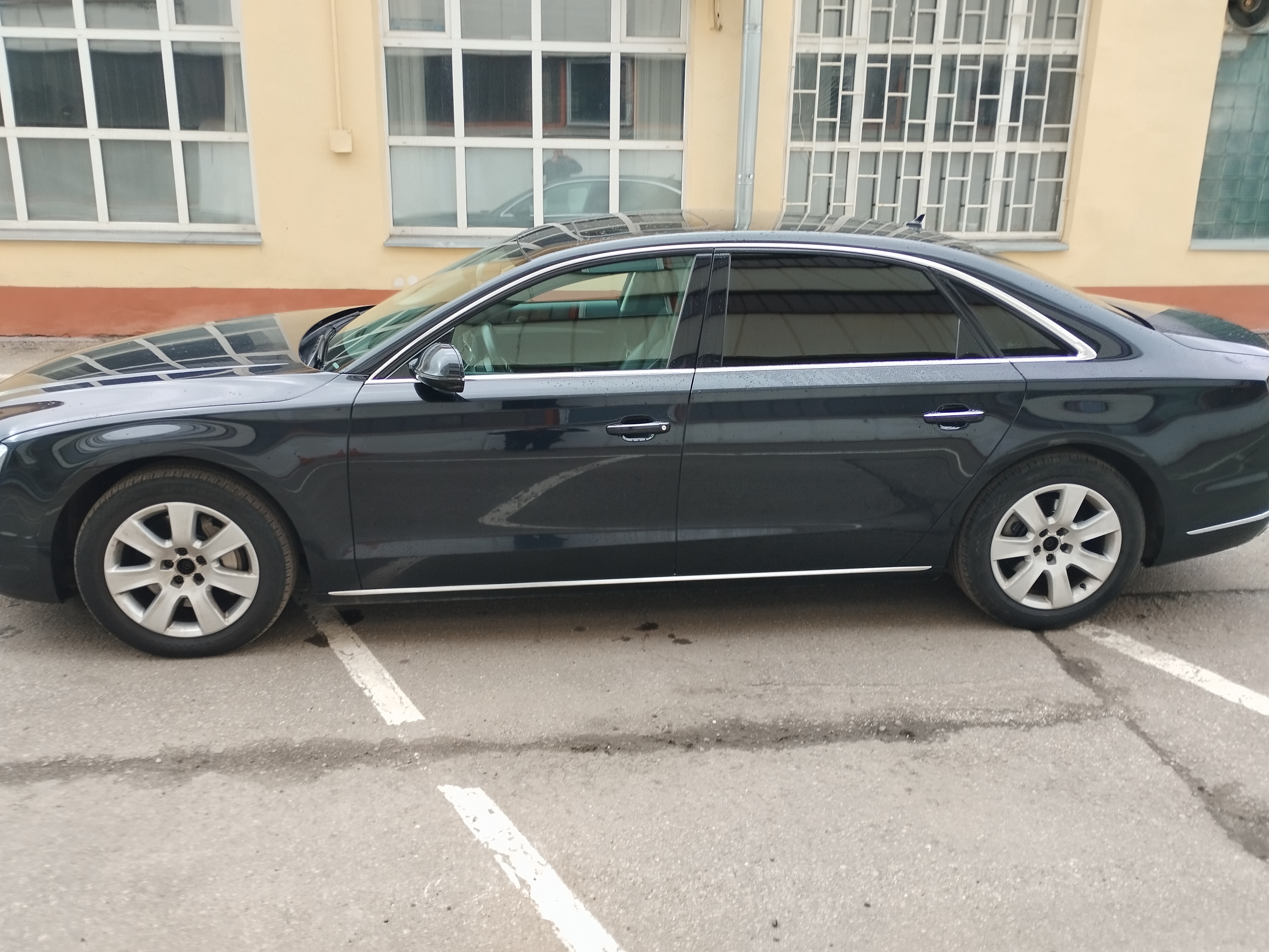 ГП17001492.Транспортное средство.Общий вид транспорта с левого бока (прямой ракурс).jpg