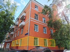 ГП16995662.Нежилое помещение.Фасад здания с выделенными окнами реализуемого объекта.jpg