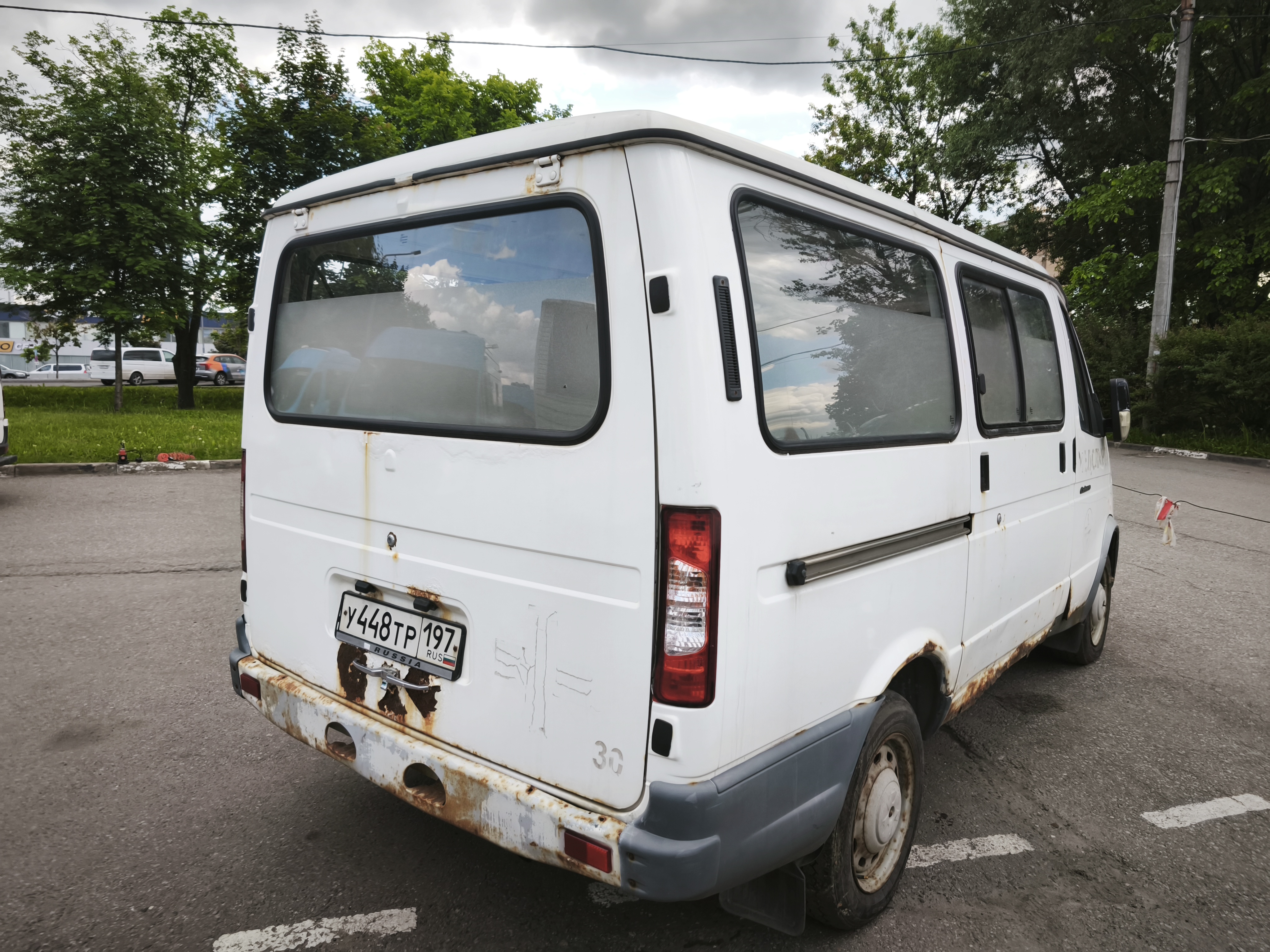 ГП16966729.Транспортное средство.Общий вид транспорта с правого бока (угловой ракурс сзади).jpg