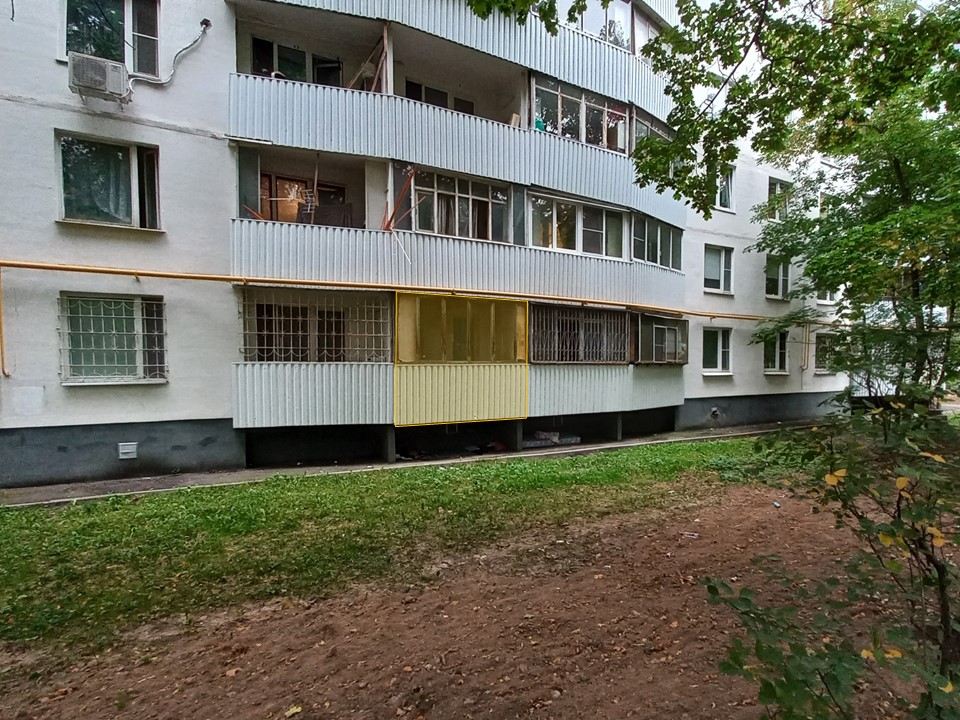 ГП16969136.Квартира.Фасад здания с выделенными окнами реализуемого объекта.jpg