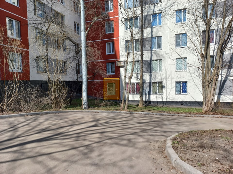 ГП16990323.Квартира.Фасад здания с выделенными окнами реализуемого объекта_2.jpg