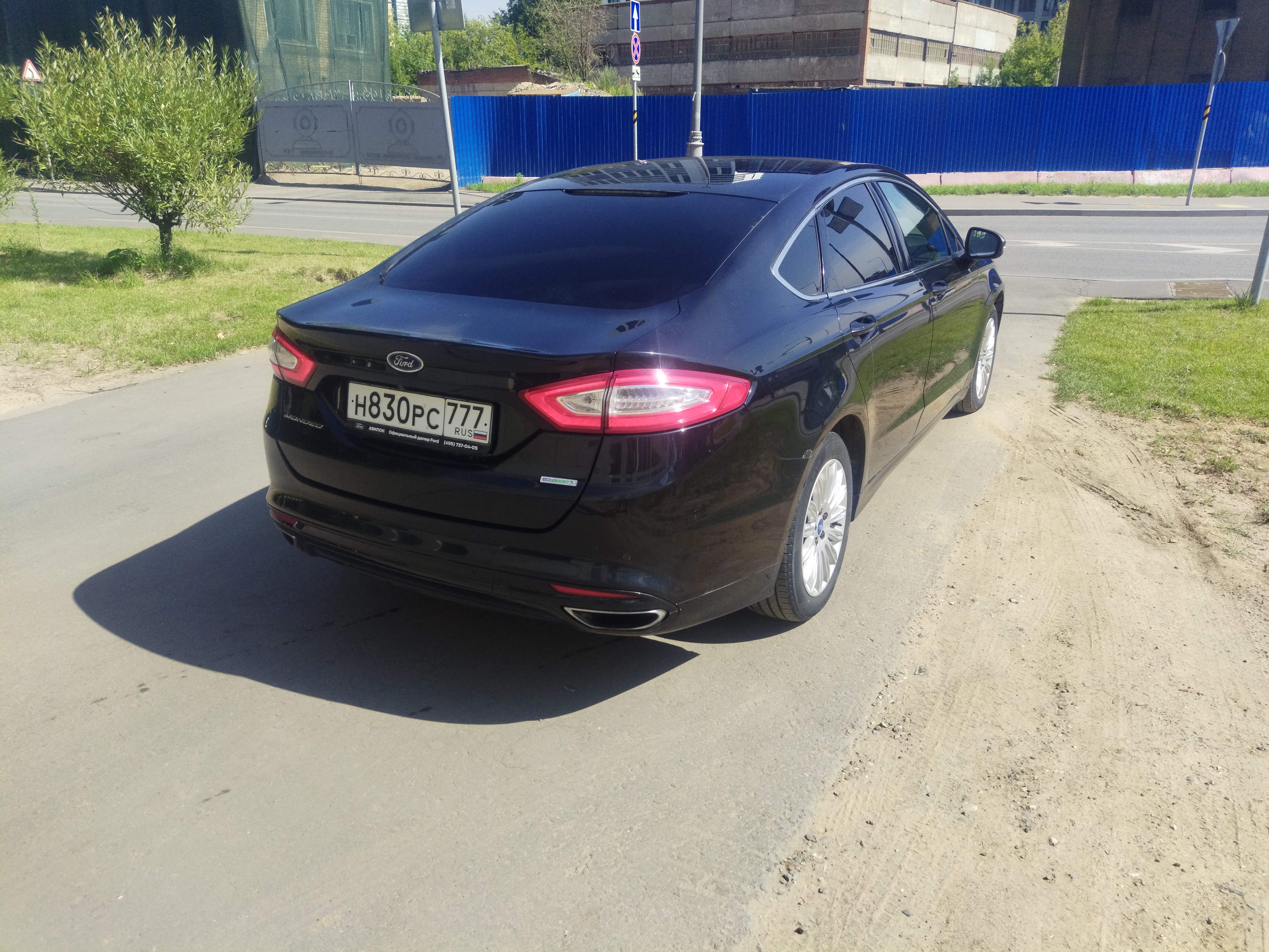 ГП16999769.Транспортное средство.Общий вид транспорта с правого бока (угловой ракурс сзади).jpg