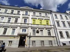 ГП17002658.Квартира.Фасад здания с выделенными окнами реализуемого объекта.jpg