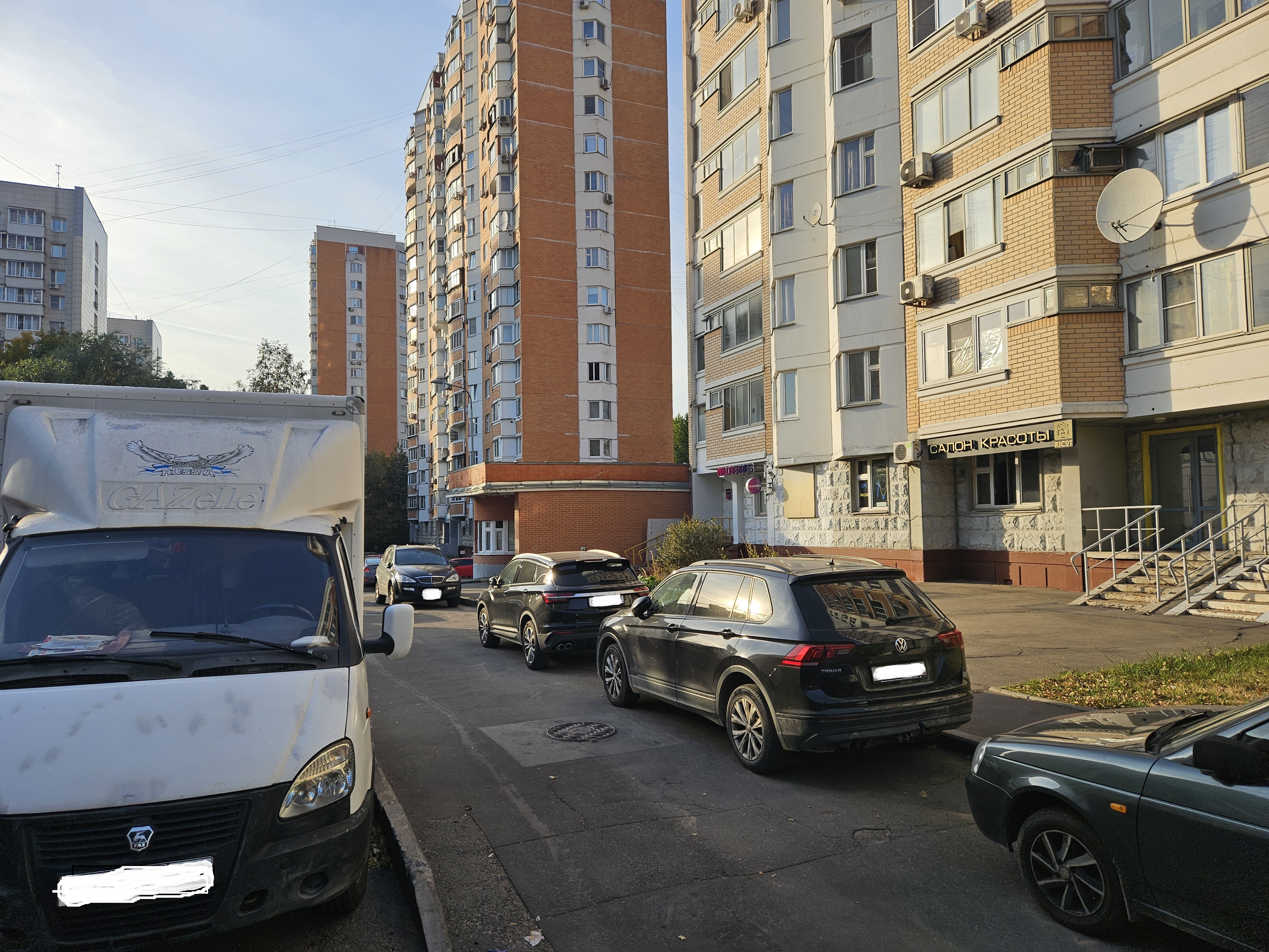 ГП16955598.Машино-место.Общий фасад здания_4.jpg