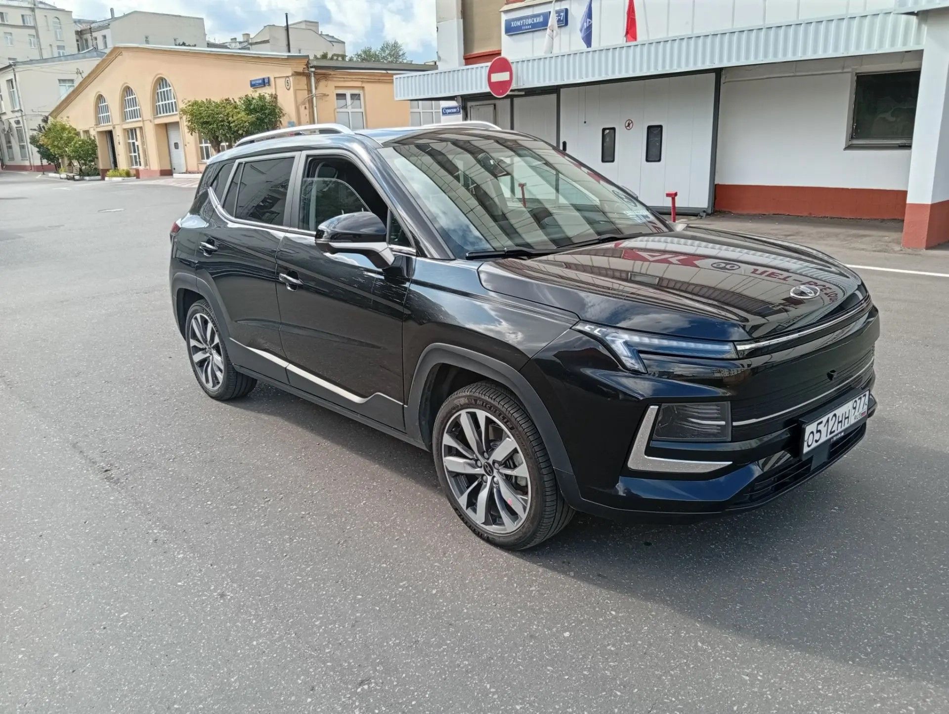ГП17006527.Транспортное средство.Общий вид транспорта с правого бока (угловой ракурс спереди).jpeg