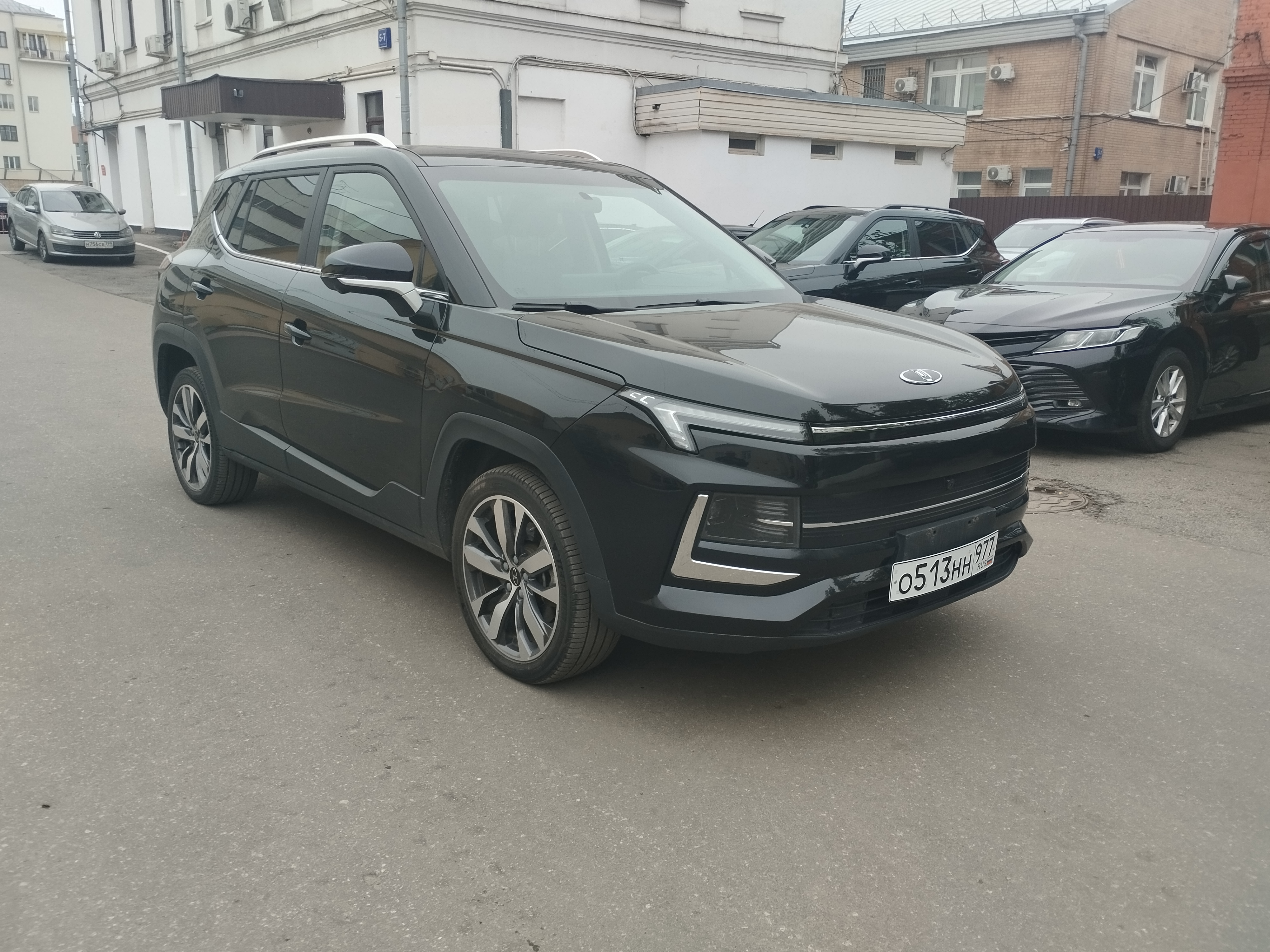 ГП17006529.Транспортное средство.Общий вид транспорта с правого бока (угловой ракурс спереди).jpg