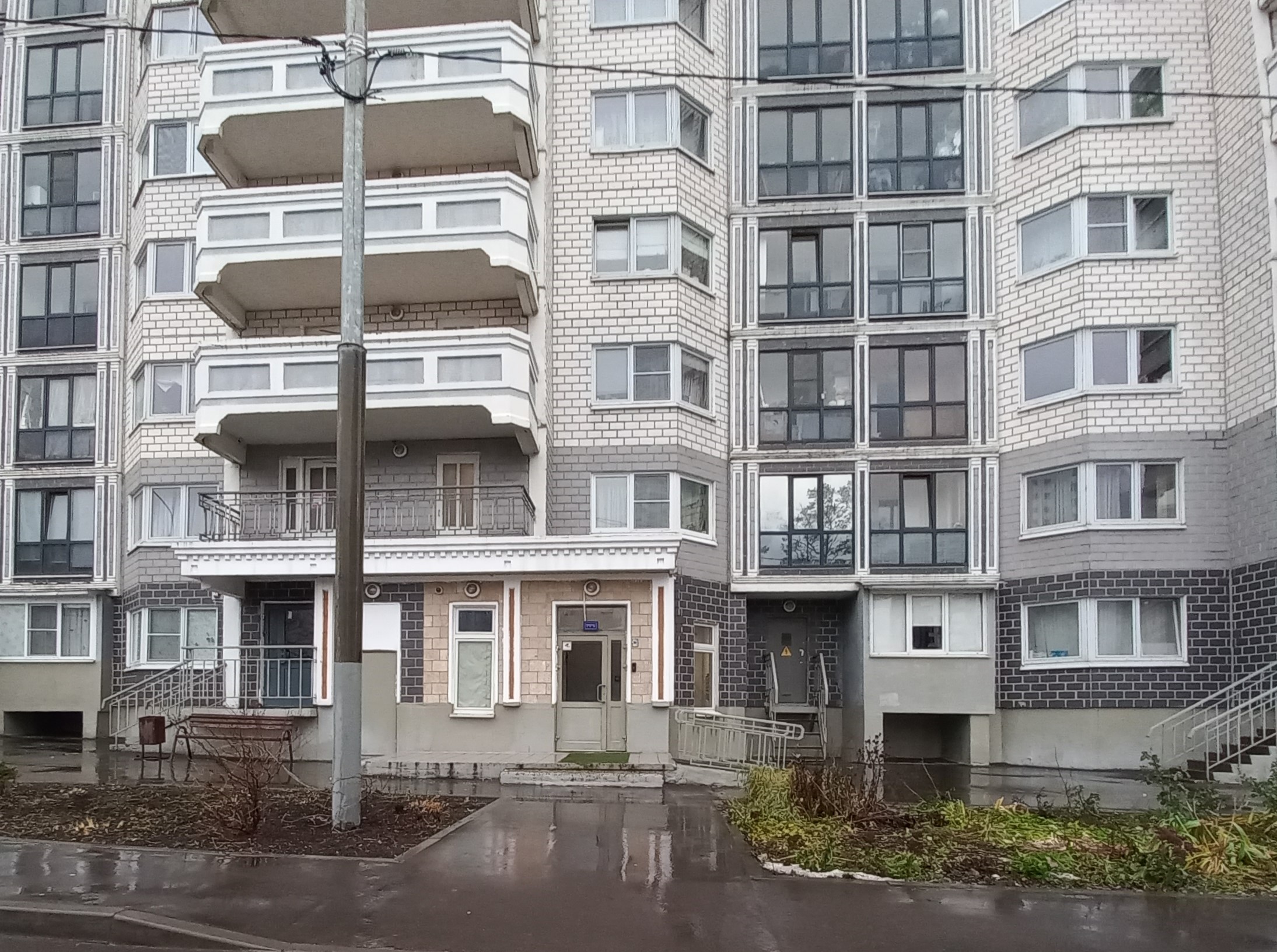 ГП16976498.Квартира.Входная группа объекта.jpg