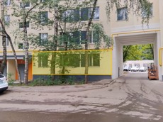 ГП17001715.Квартира.Фасад здания с выделенными окнами реализуемого объекта.jpg