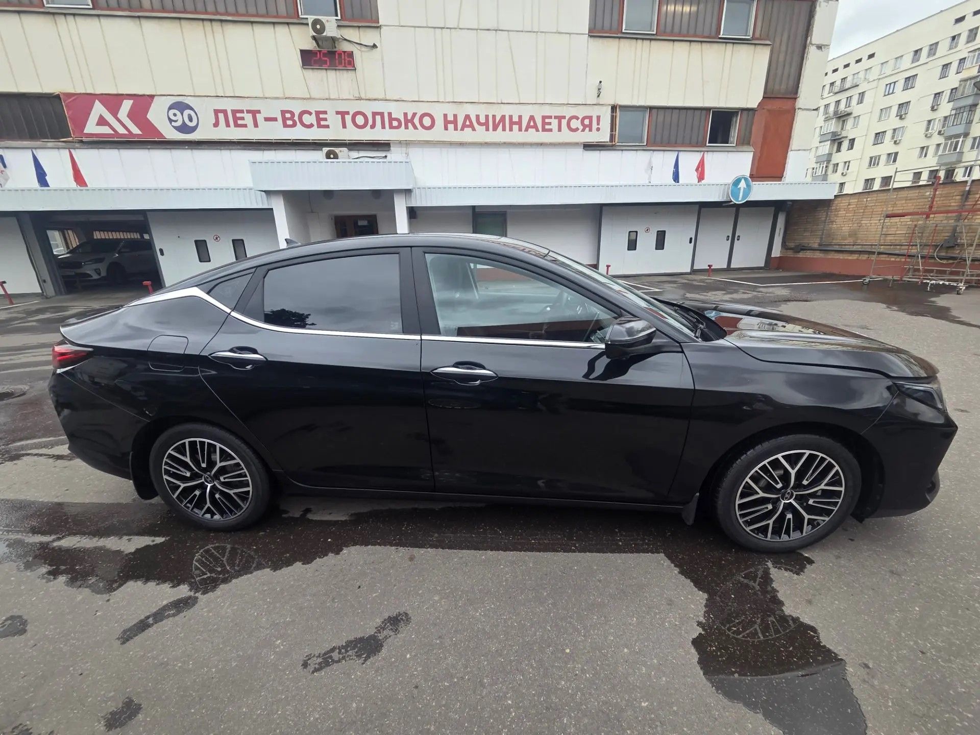 ГП17006811.Транспортное средство.Общий вид транспорта с правого бока (прямой ракурс).jpeg
