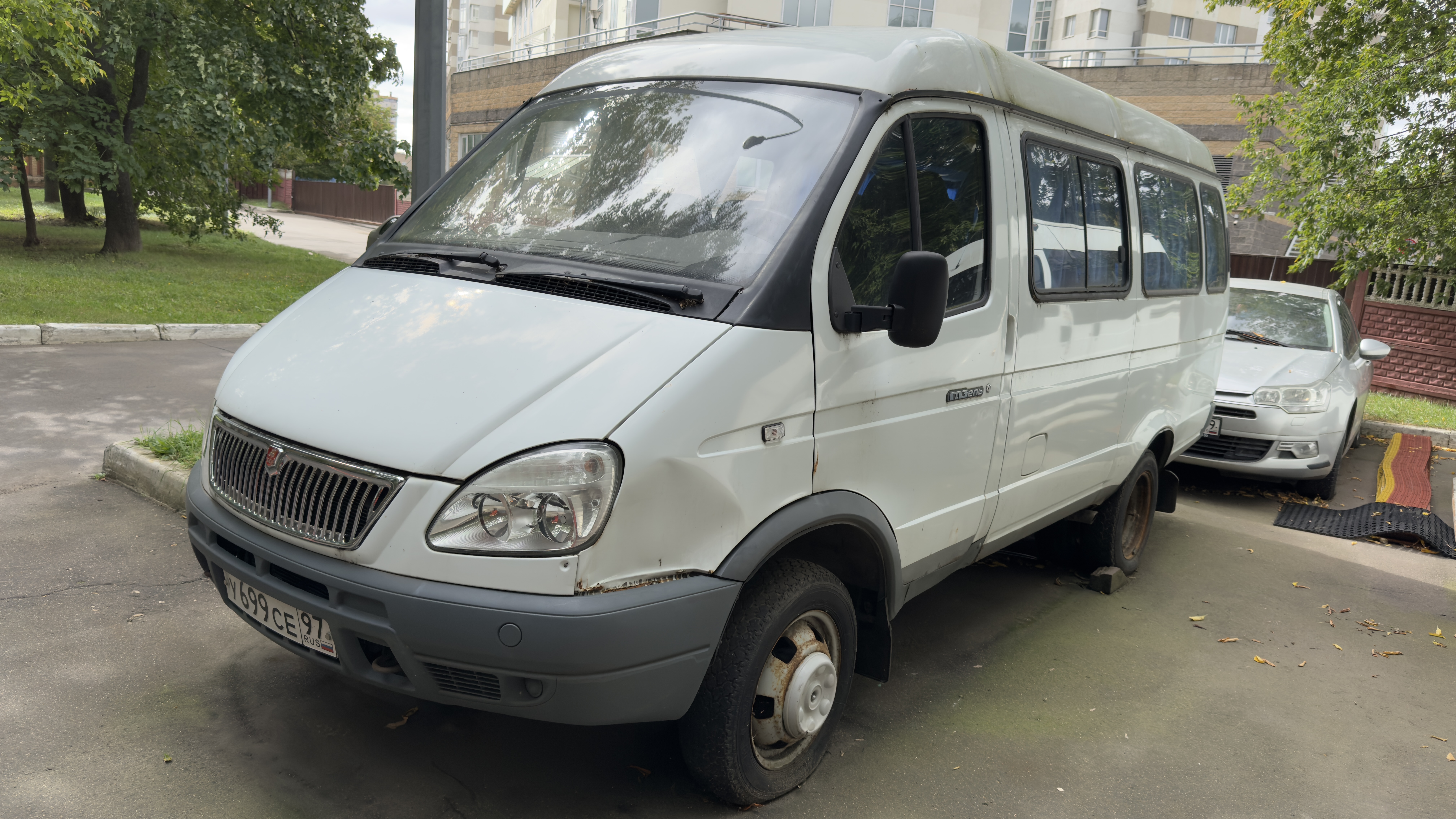 ГП17006834.Транспортное средство.Общий вид транспорта с левого бока (угловой ракурс спереди).jpg