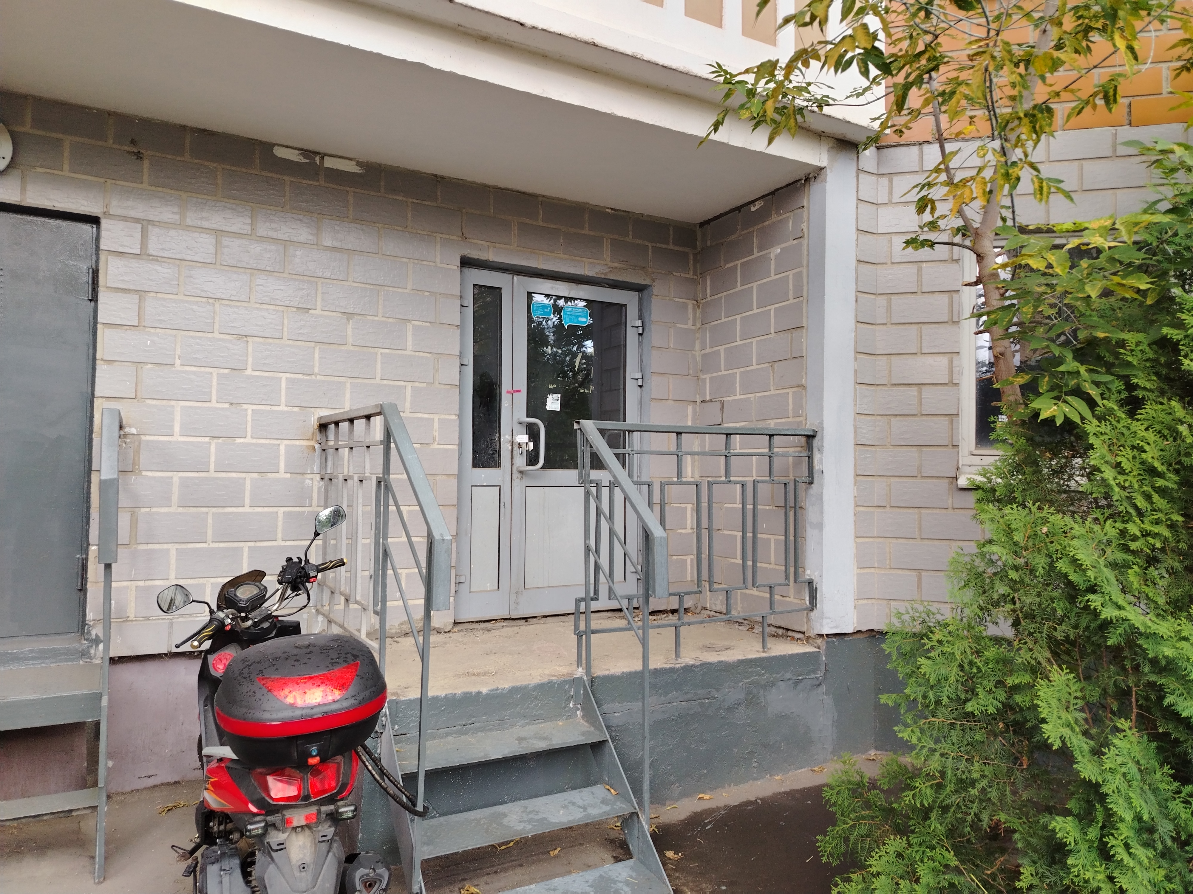 ГП17003428.Нежилое помещение.Входная группа объекта.jpg
