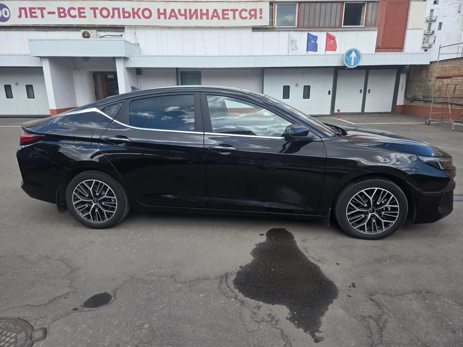 ГП17006907.Транспортное средство.Общий вид транспорта с правого бока (прямой ракурс).jpeg