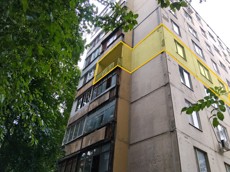 ГП17001985.Квартира.Фасад здания с выделенными окнами реализуемого объекта_2.jpg