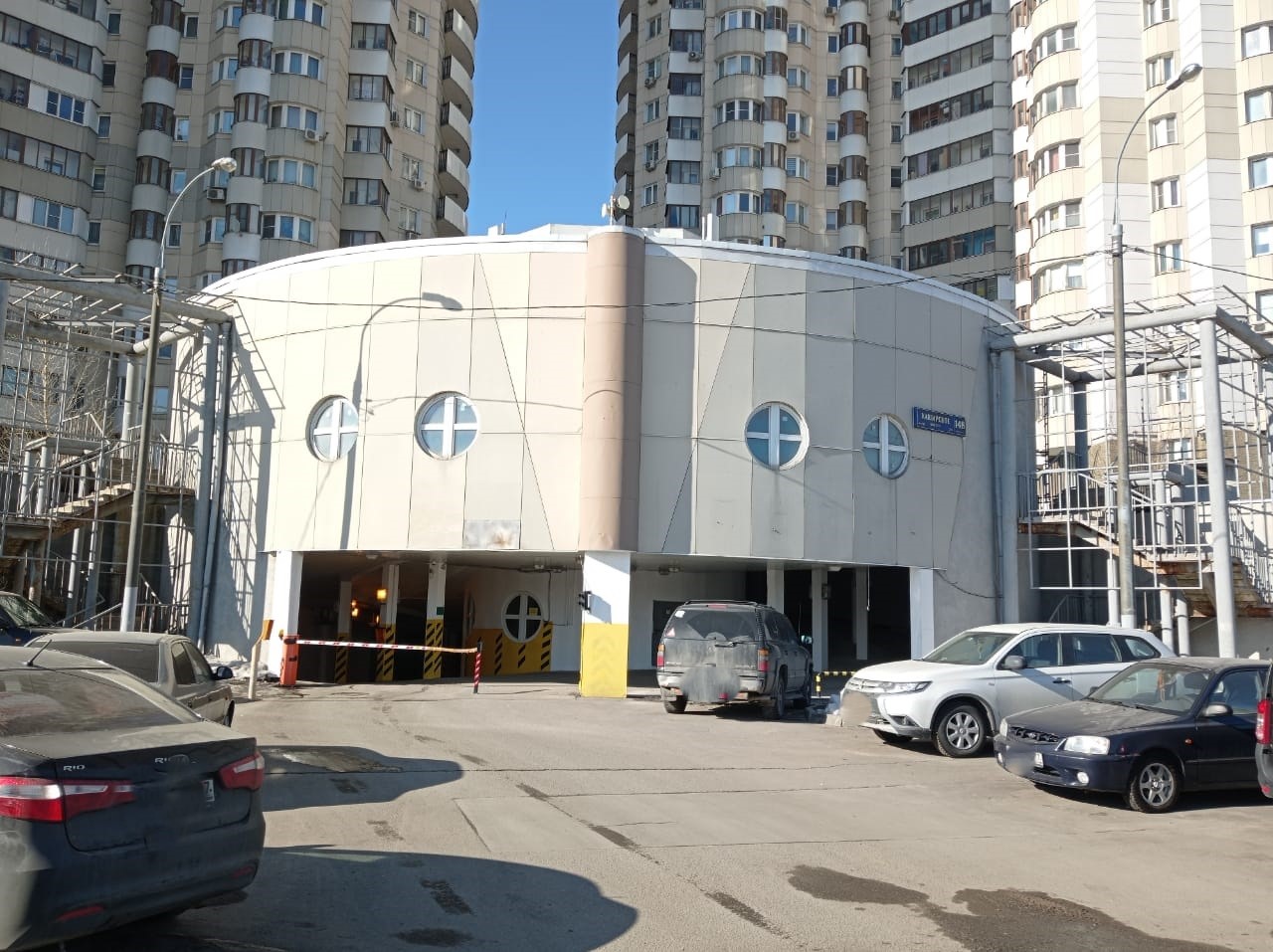 ГП16974921.Машино-место.Общий фасад здания.jpg