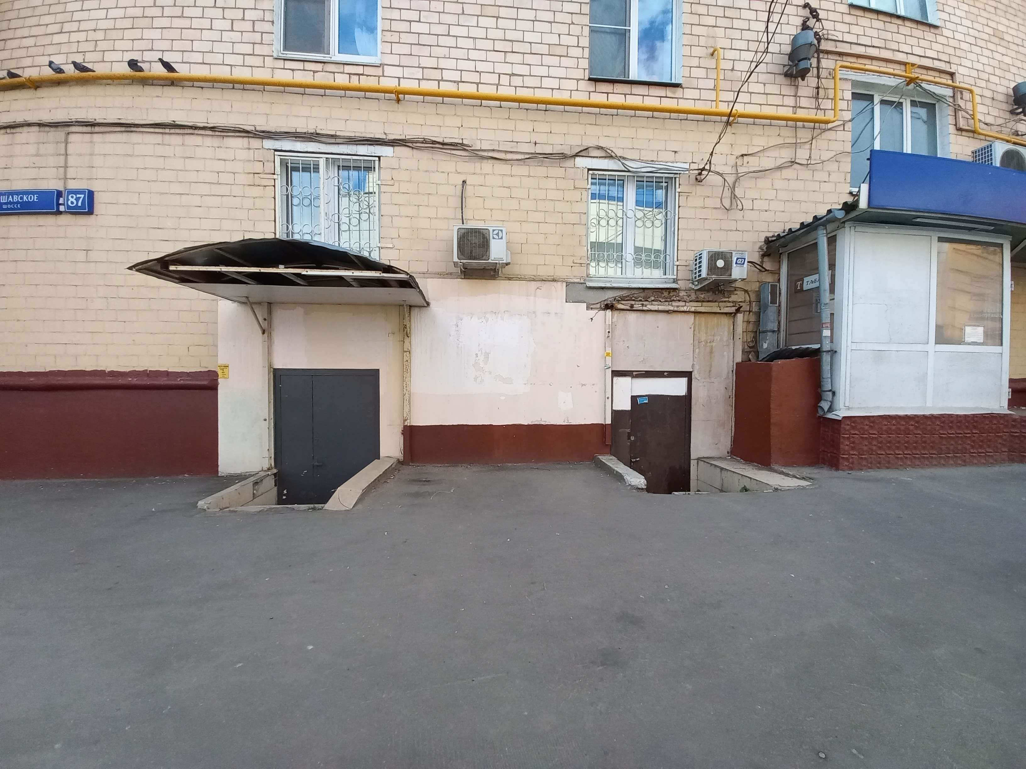 ГП16996194.Нежилое помещение.Входная группа объекта.jpg