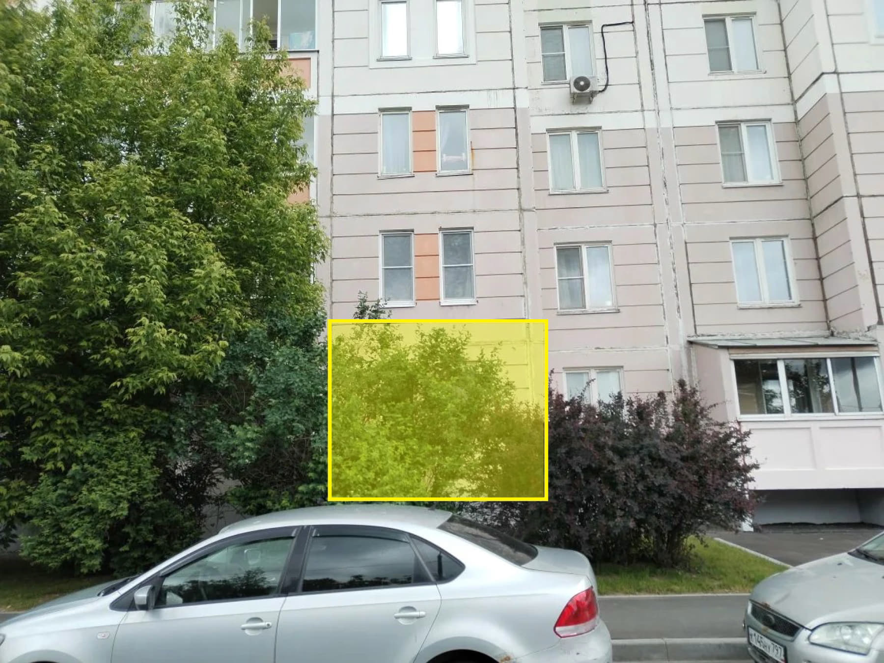 ГП16956963.Нежилое помещение.Фасад здания с выделенными окнами реализуемого объекта_4.jpg