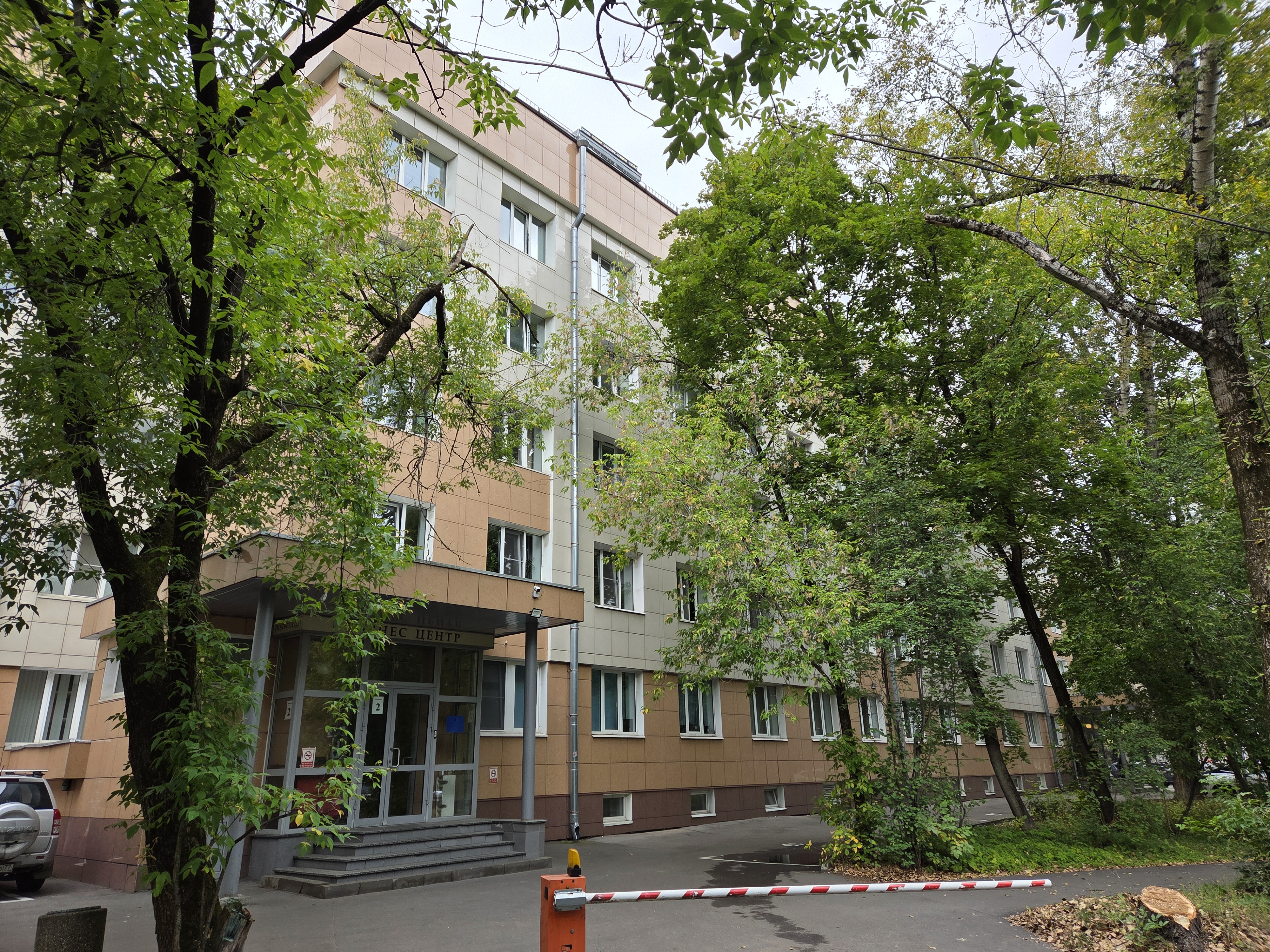 ГП17005224.Нежилое помещение.Общий фасад здания.jpg