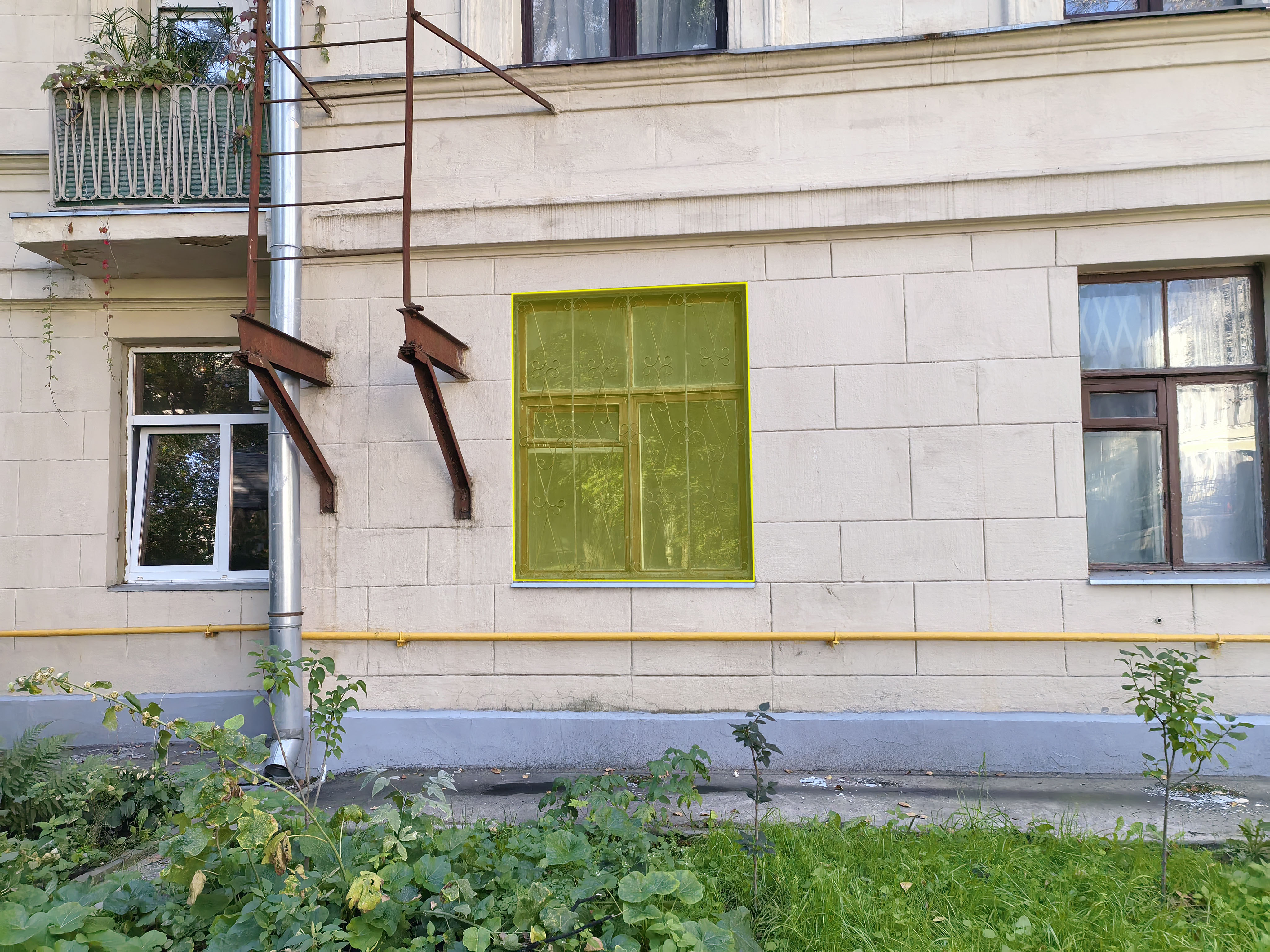 ГП17005865.Квартира.Фасад здания с выделенными окнами реализуемого объекта.jpg
