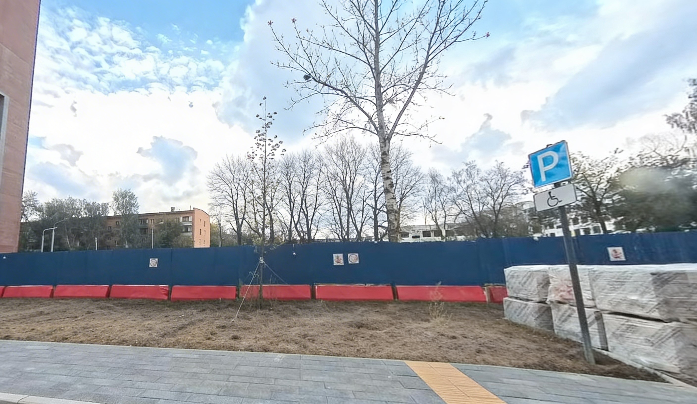 ГП16992936.Машино-место.Входная группа объекта_2.jpg
