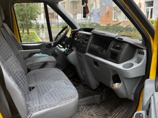 ГП17007813.Транспортное средство.Вид салона со стороны пассажира переднего ряда.jpg