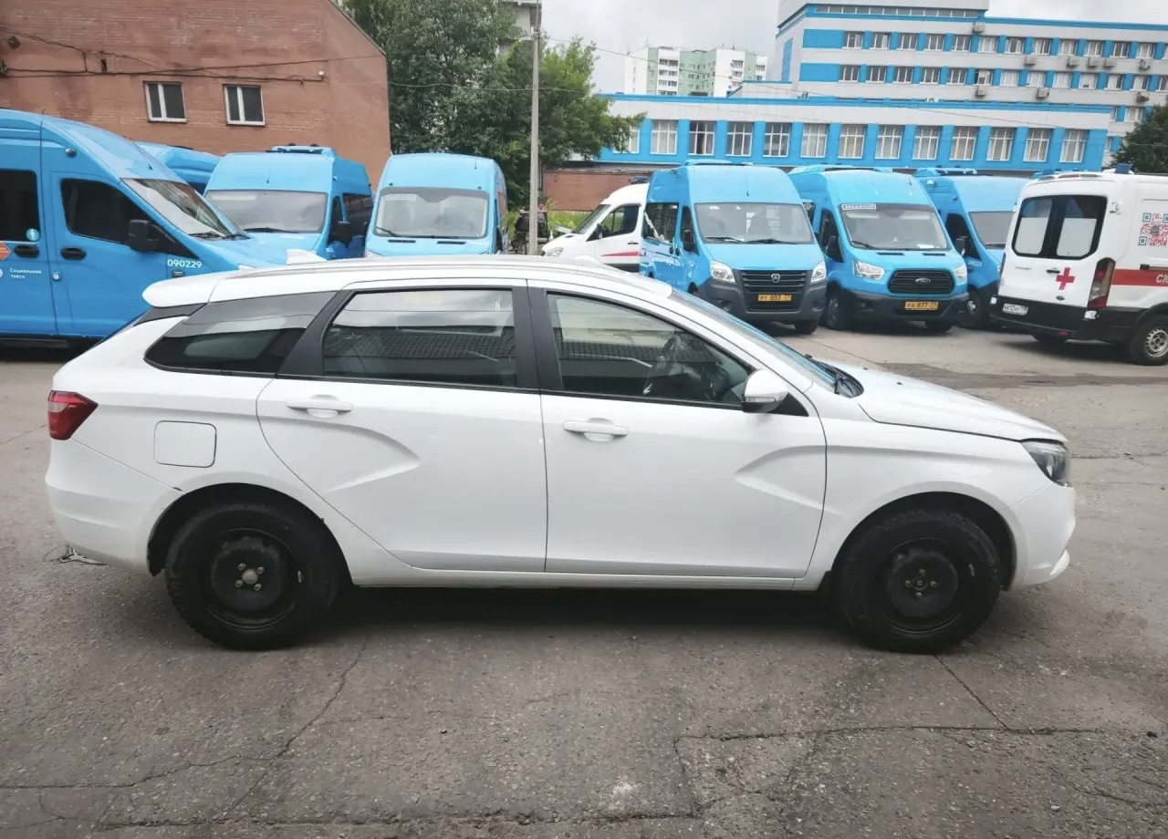ГП16999756.Транспортное средство.Общий вид транспорта с правого бока (прямой ракурс).jpg